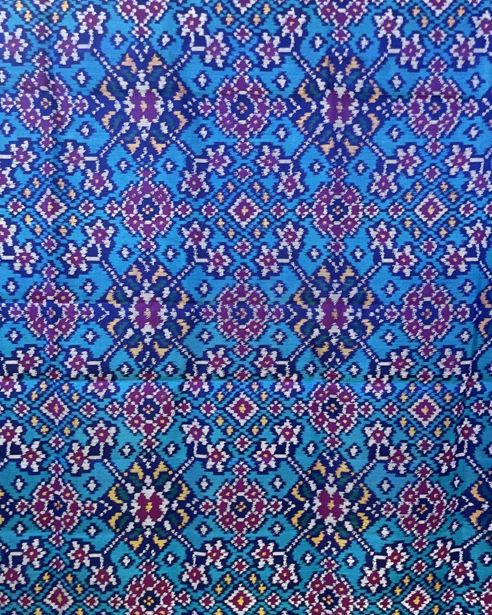Purple & Firozi Blue Navratan Patola Dupatta - SindhoiPatolaArt