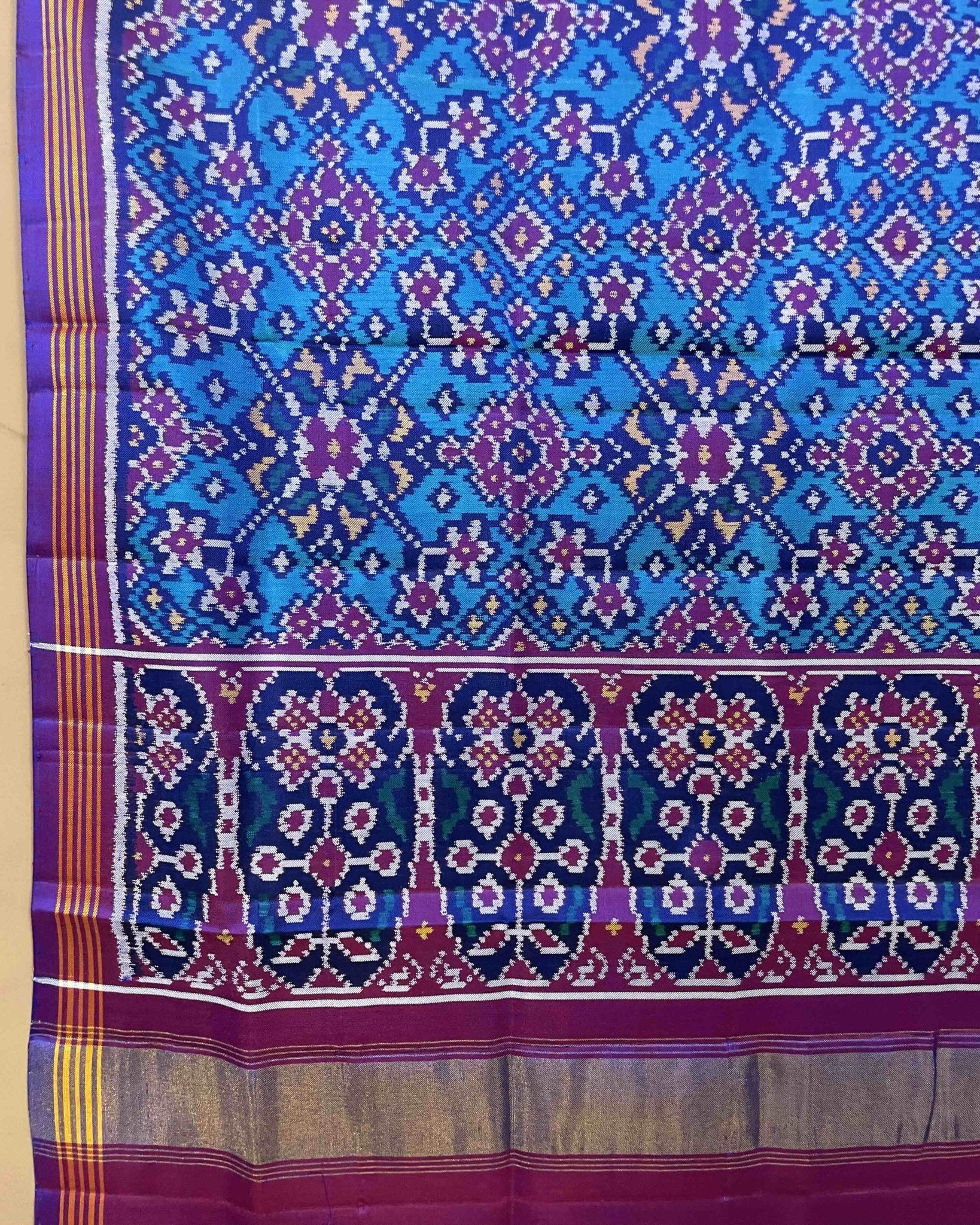 Purple & Firozi Blue Navratan Patola Dupatta - SindhoiPatolaArt