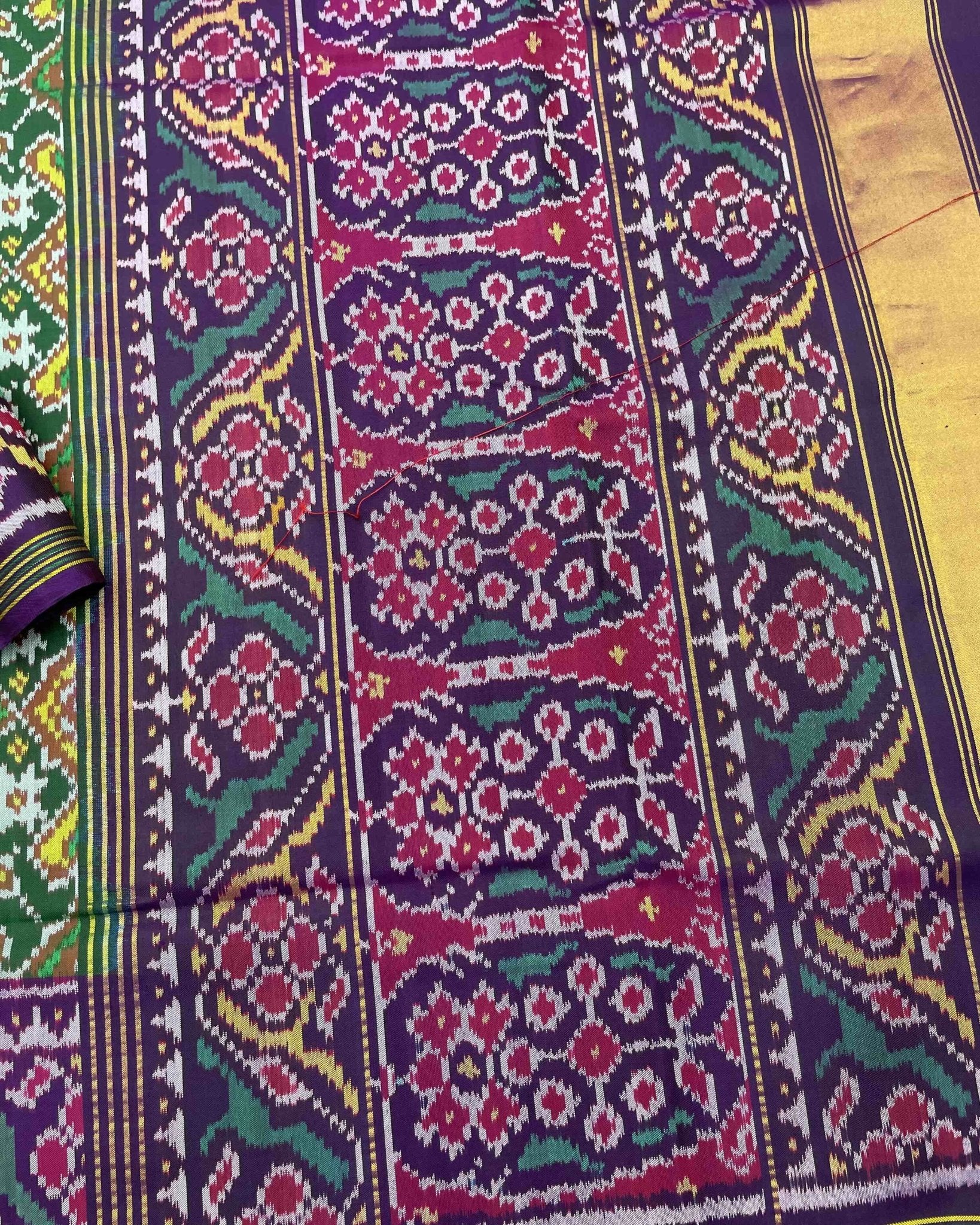 Purple & Green Manekchowk Designer Patola Saree - SindhoiPatolaArt