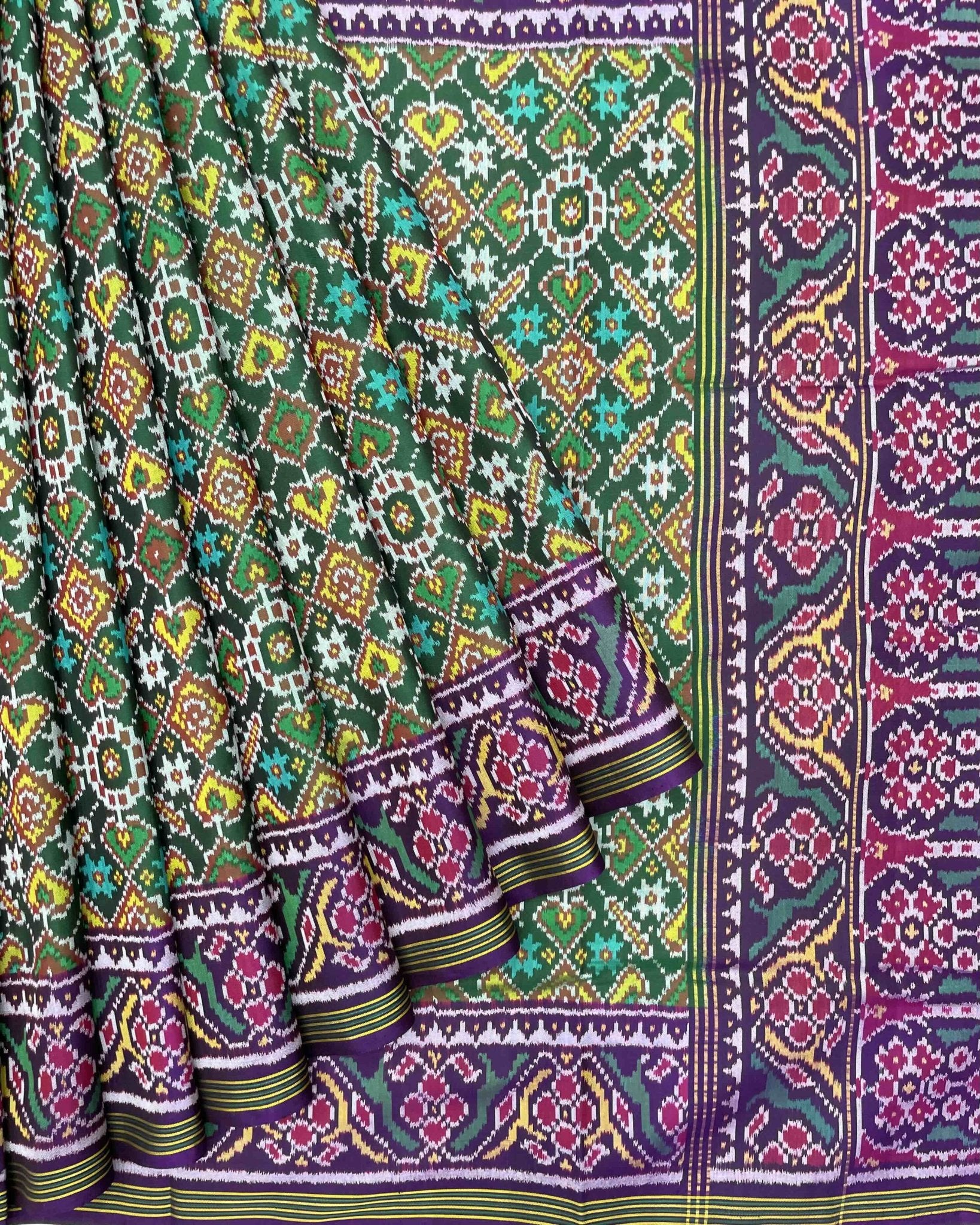 Purple & Green Manekchowk Patola Saree - SindhoiPatolaArt