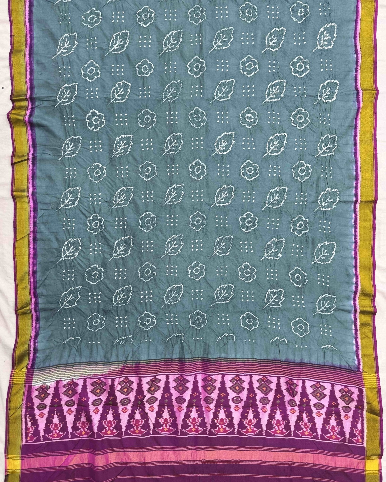 Purple & Grey Bandhani Patola Dupatta - SindhoiPatolaArt