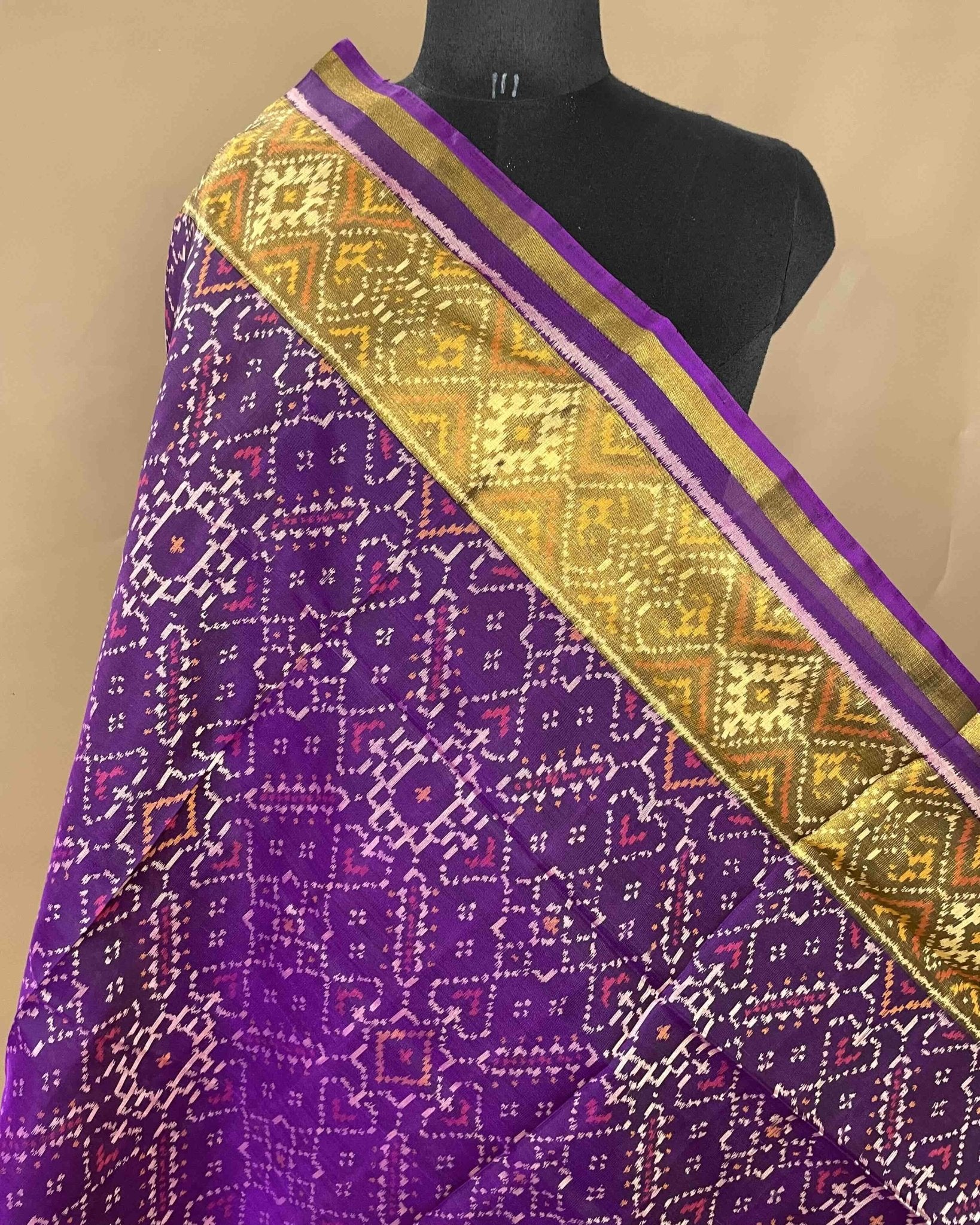 Purple Manekchowk Designer Patola Dupatta - SindhoiPatolaArt