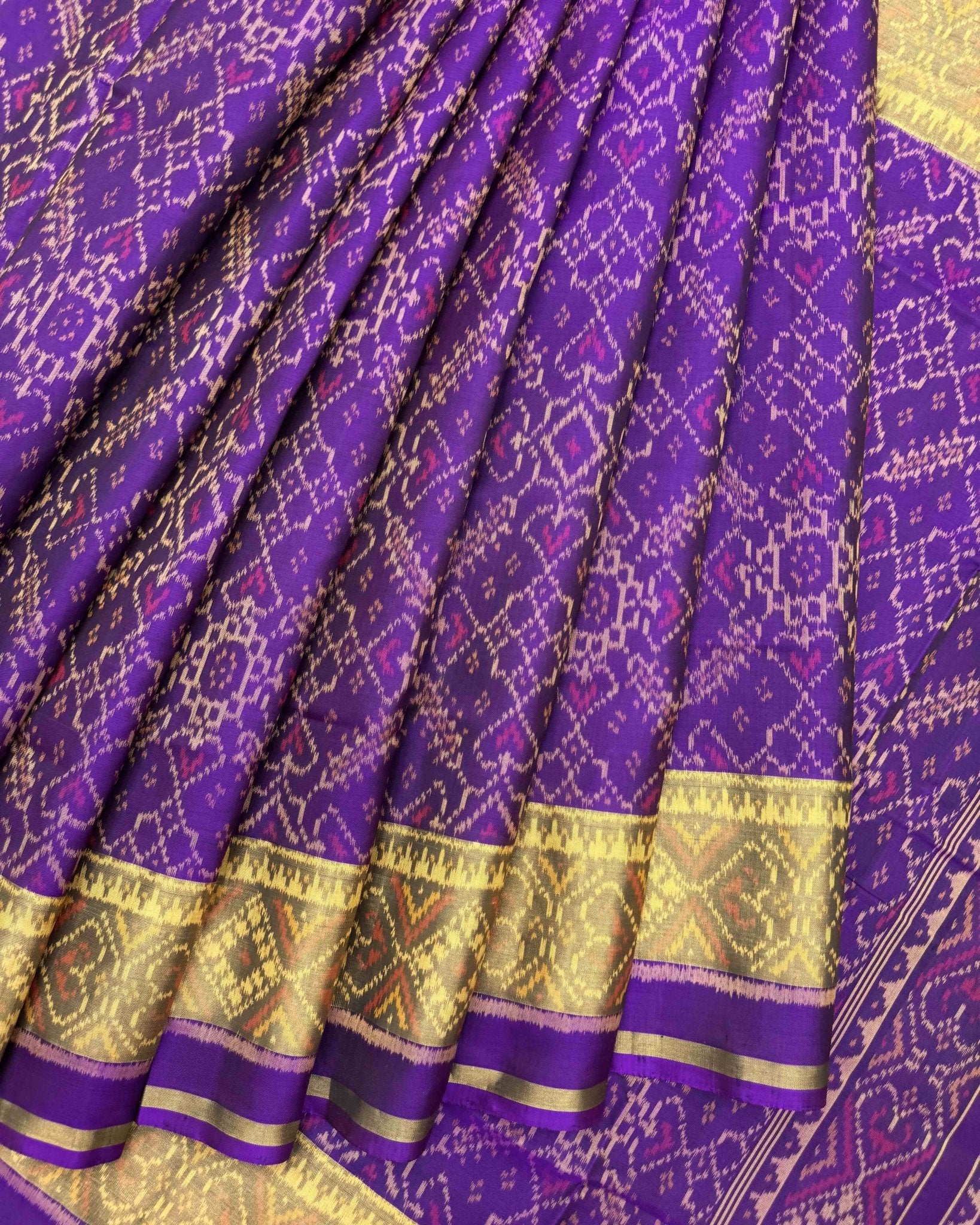 Purple Manekchowk Patola Saree - SindhoiPatolaArt