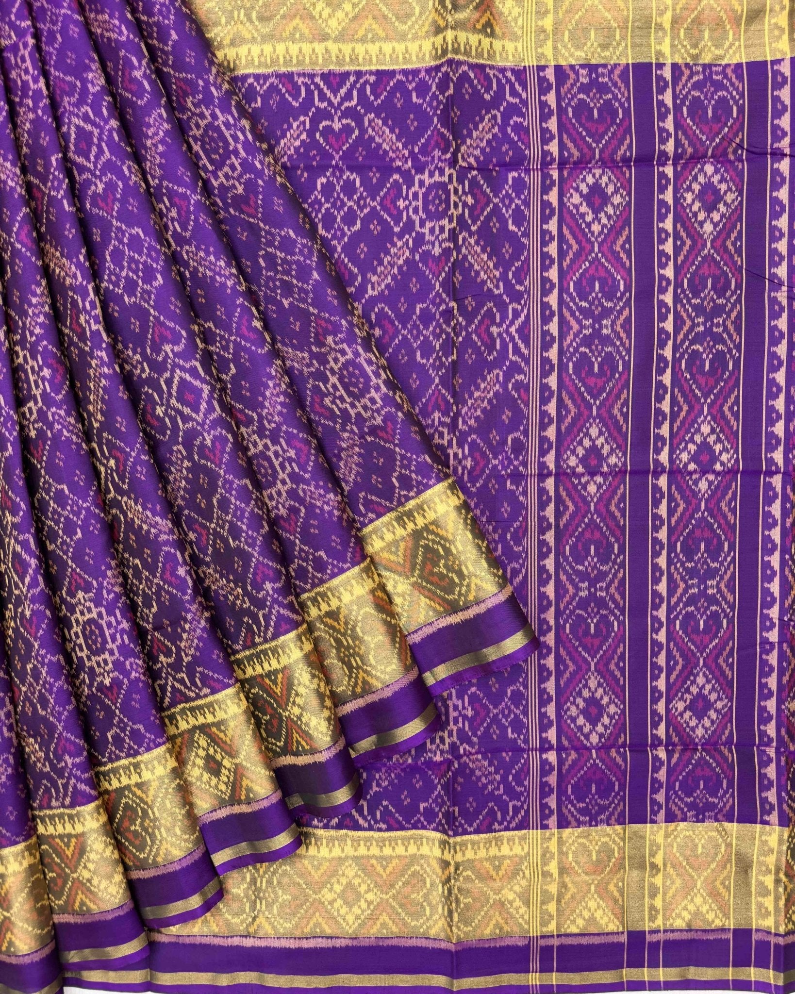 Purple Manekchowk Patola Saree - SindhoiPatolaArt