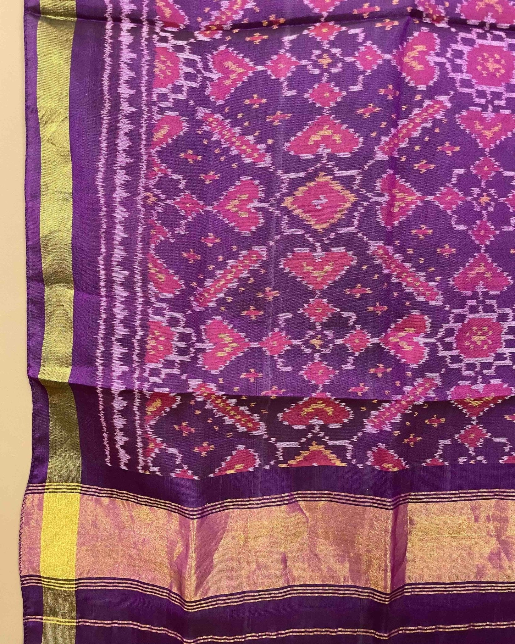 Purple Manekchowk Patola Stole - SindhoiPatolaArt