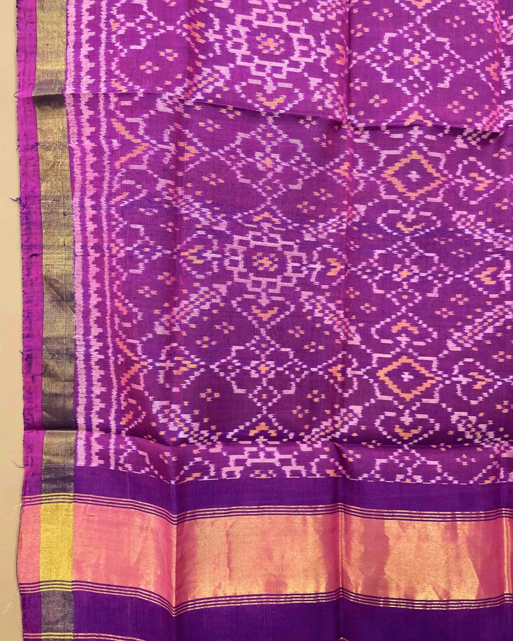 Purple Manekchowk Patola Stole - SindhoiPatolaArt