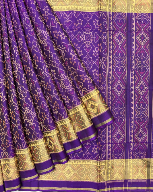 Purple Navratan Manekchowk Patola Saree - SindhoiPatolaArt