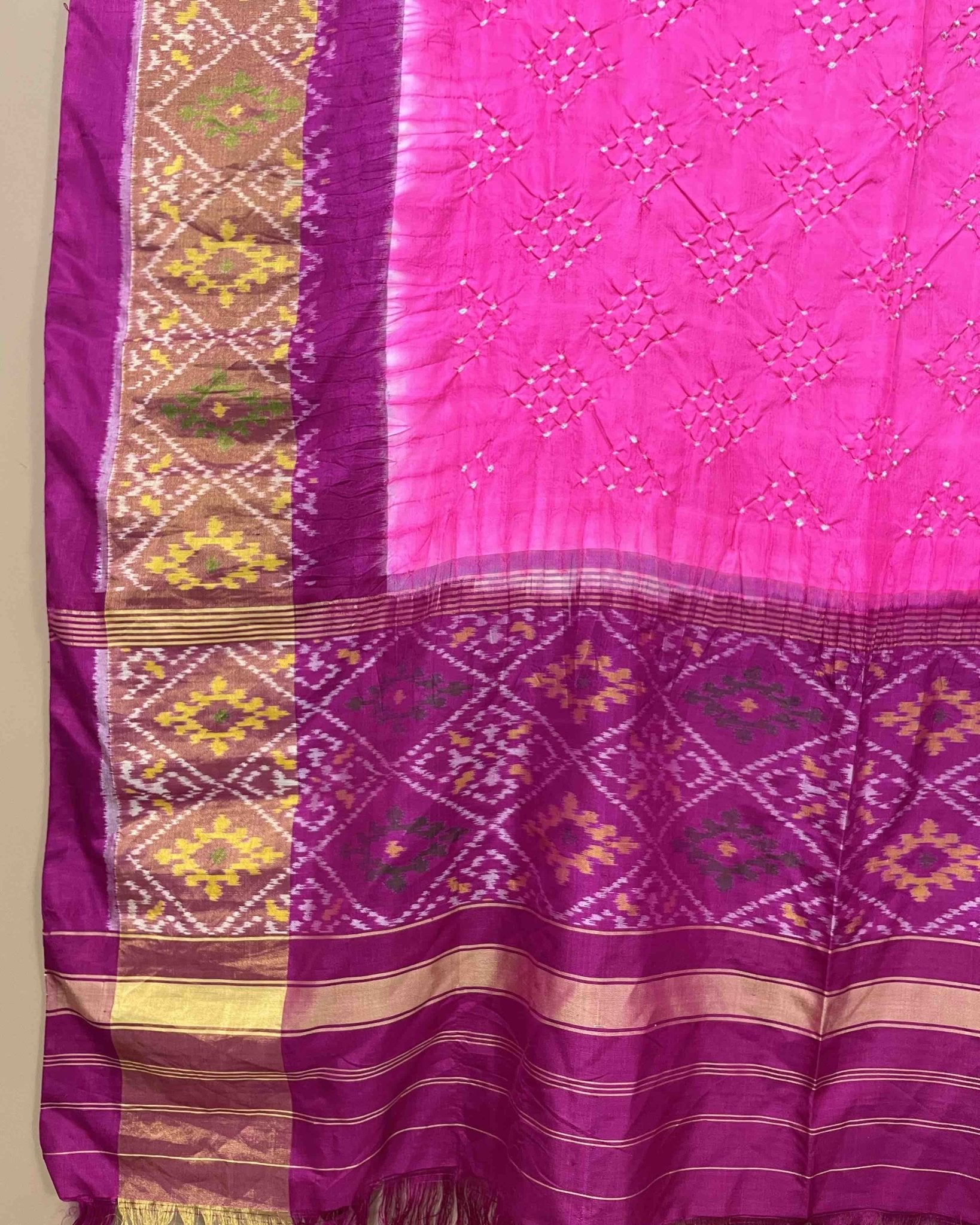 Purple & Pink Bandhani Patola Dupatta - SindhoiPatolaArt
