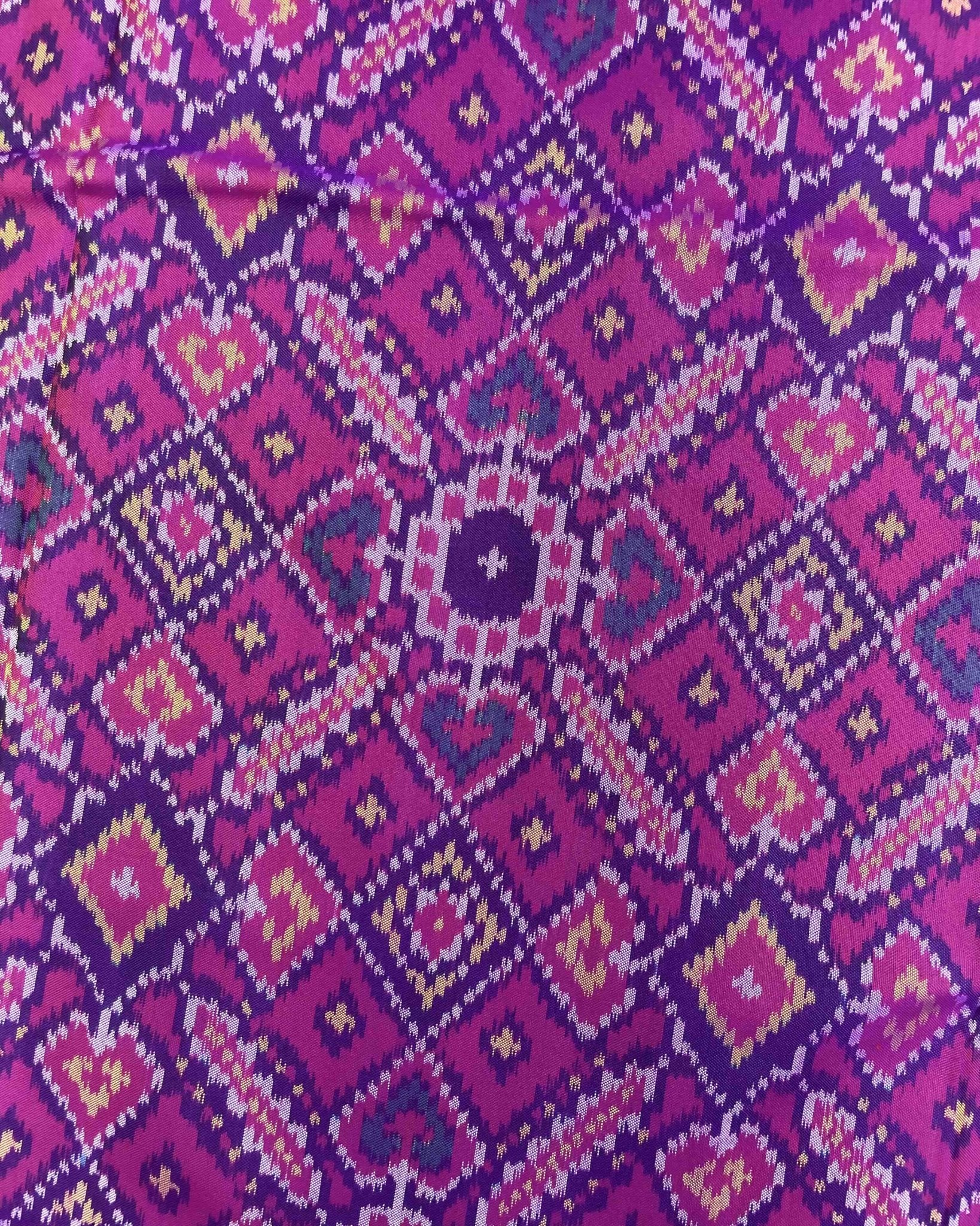 Purple & Pink Manekchowk Patola Saree - SindhoiPatolaArt