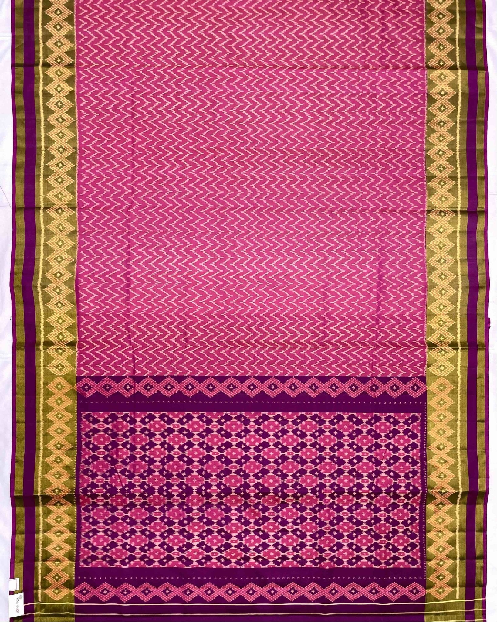 Purple & Pink Zig Zag Lining Patola Saree - SindhoiPatolaArt