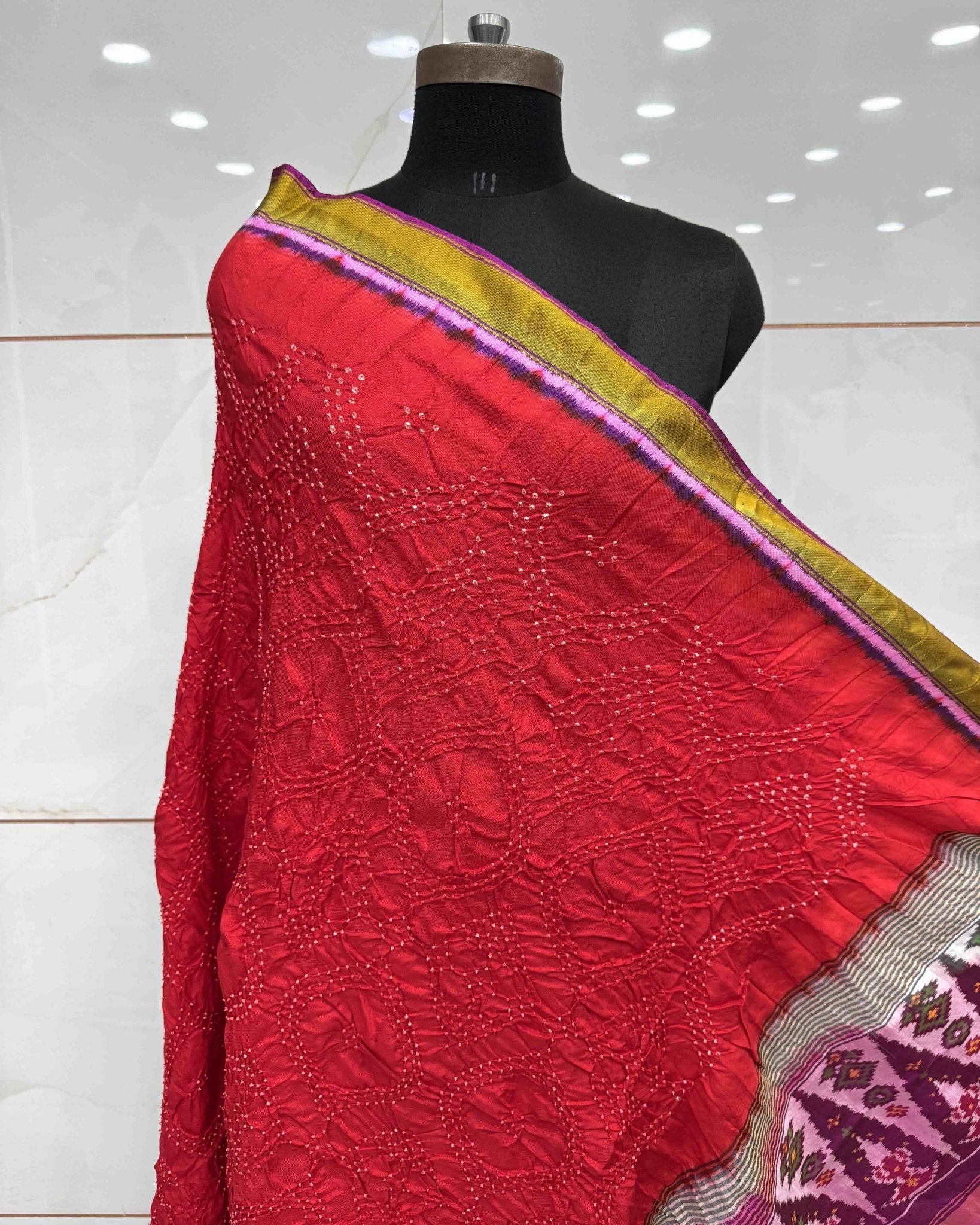 Purple & Red Bandhani Patola Dupatta - SindhoiPatolaArt