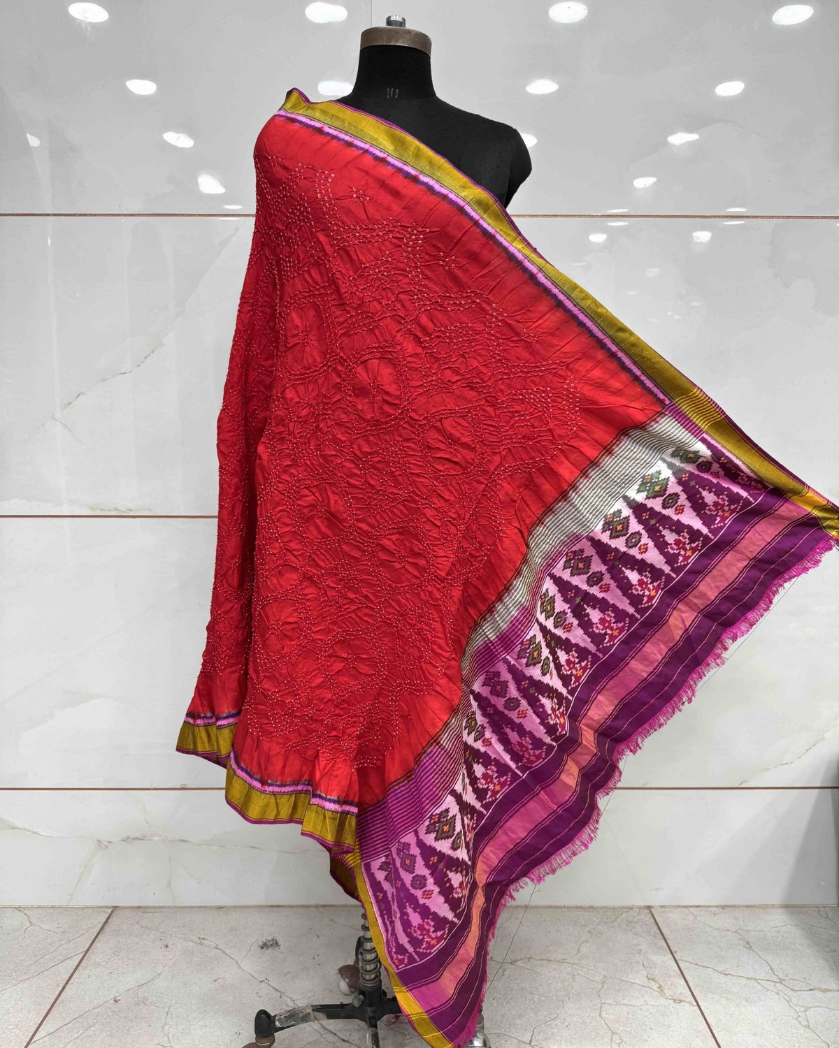 Purple & Red Bandhani Patola Dupatta - SindhoiPatolaArt