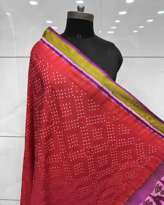 Purple & Red Bandhani Patola Dupatta - SindhoiPatolaArt