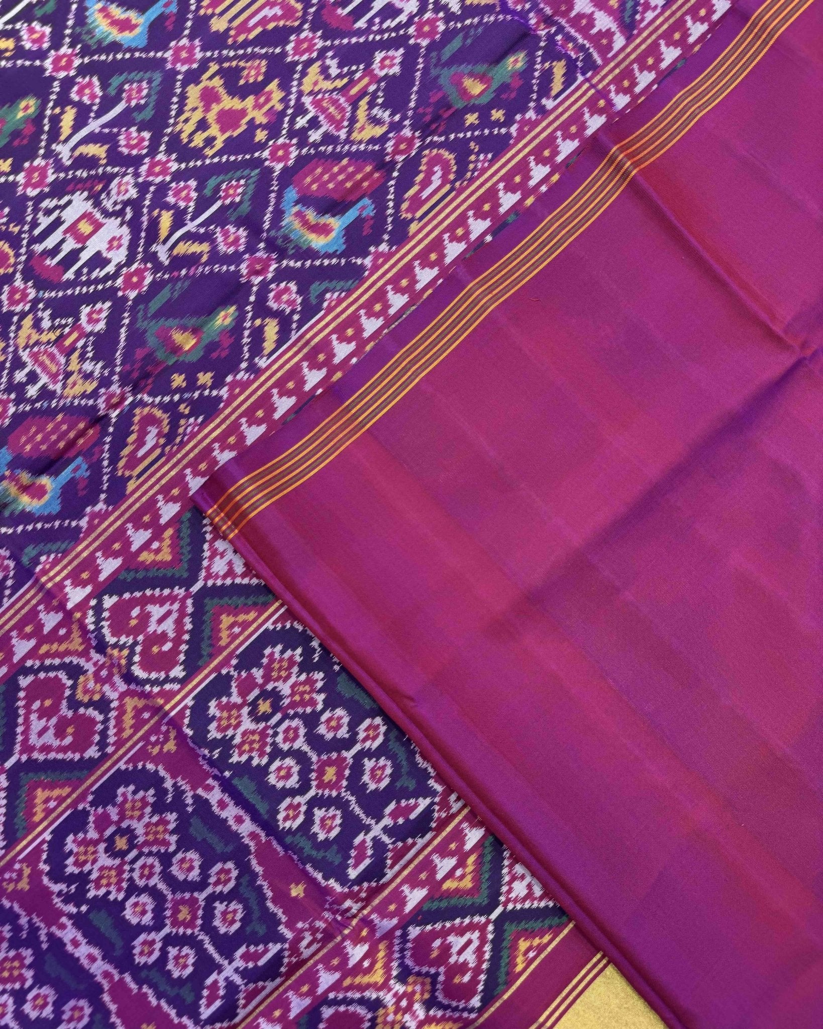 Purple Small Narikunj Patola Saree - SindhoiPatolaArt