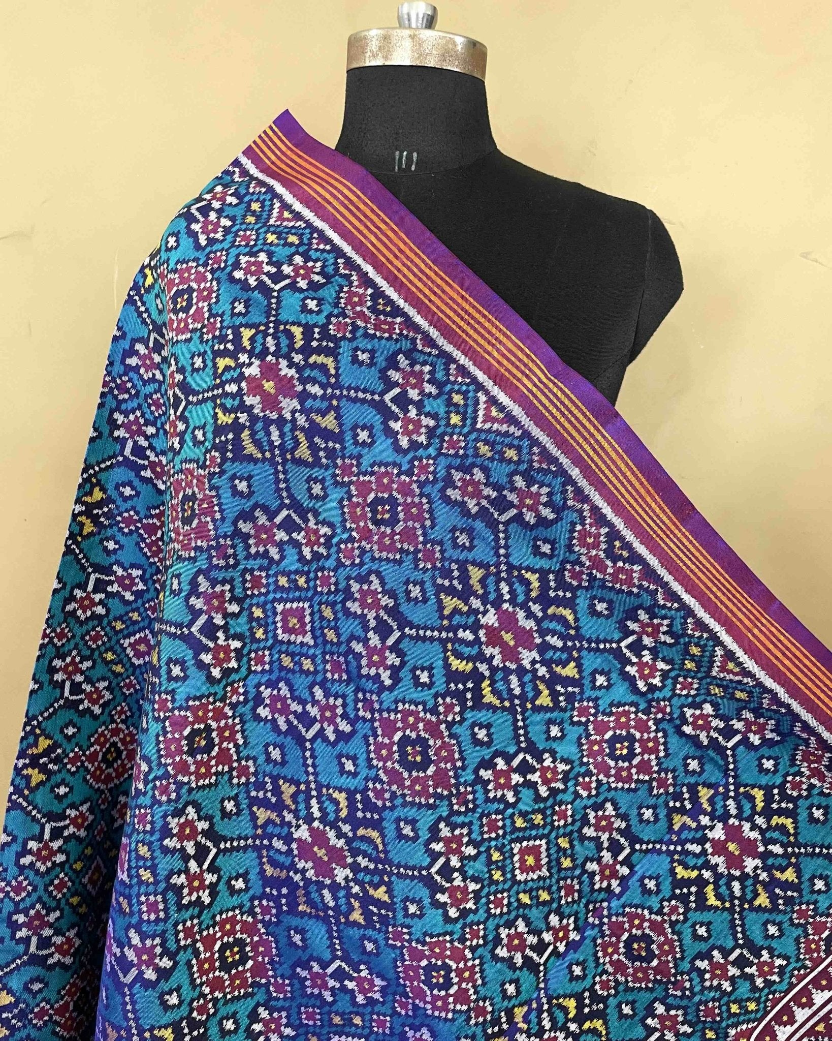 Purple & Turquoise Navratan Patola Dupatta - SindhoiPatolaArt