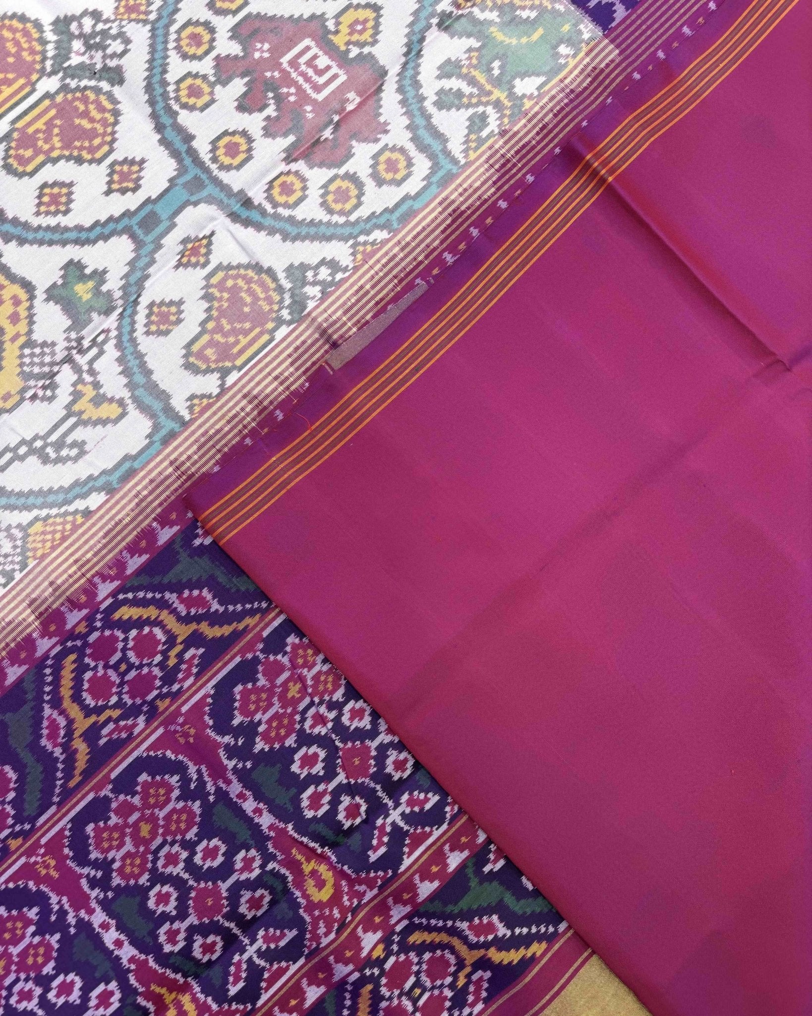 Purple & White Narikunj Patola Saree - SindhoiPatolaArt