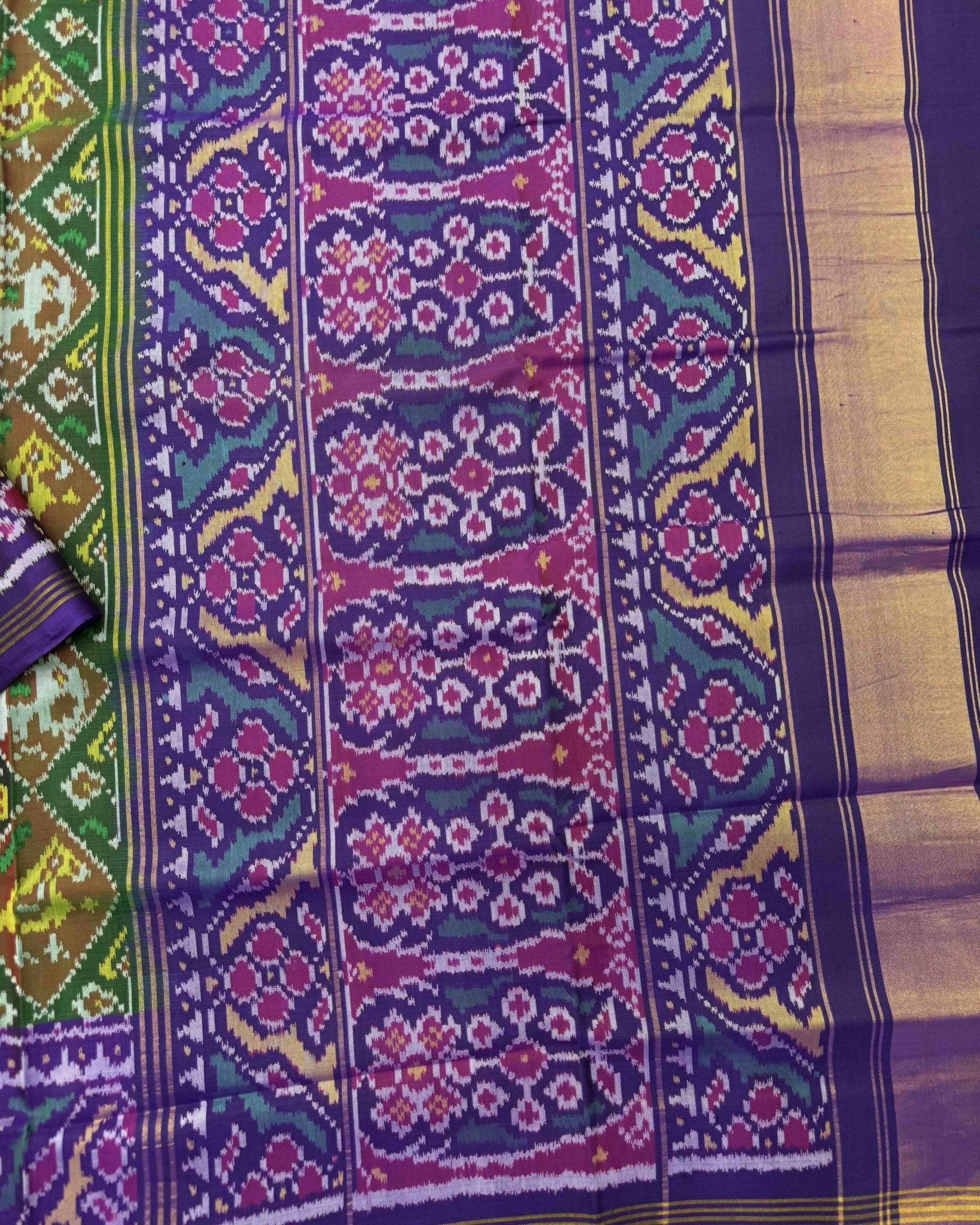 Purplish Blue & Green Small Narikunj Semi Double Ikat Patola Saree - SindhoiPatolaArt