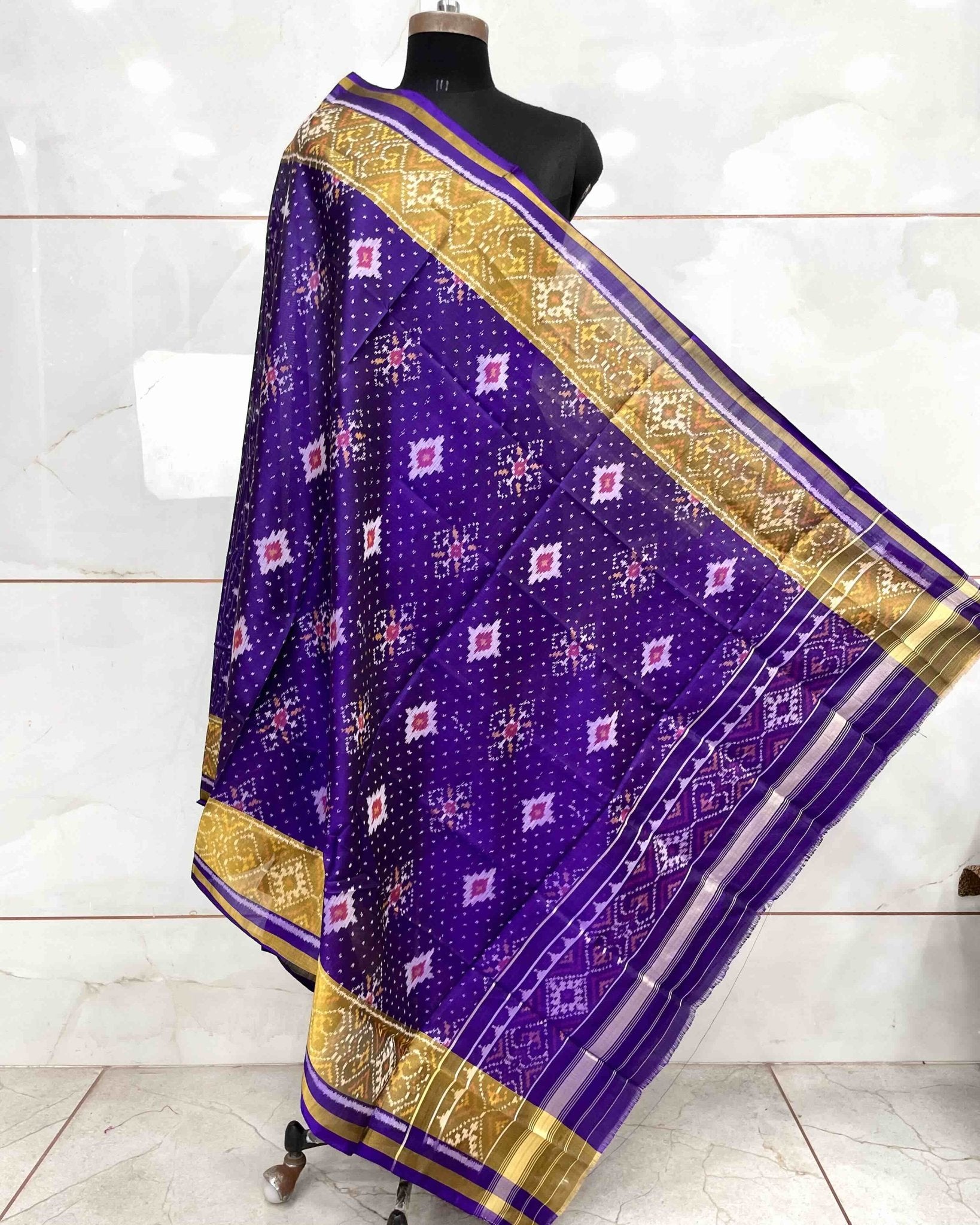 Purplish Blue Panchanda Doted Patola Dupatta - SindhoiPatolaArt