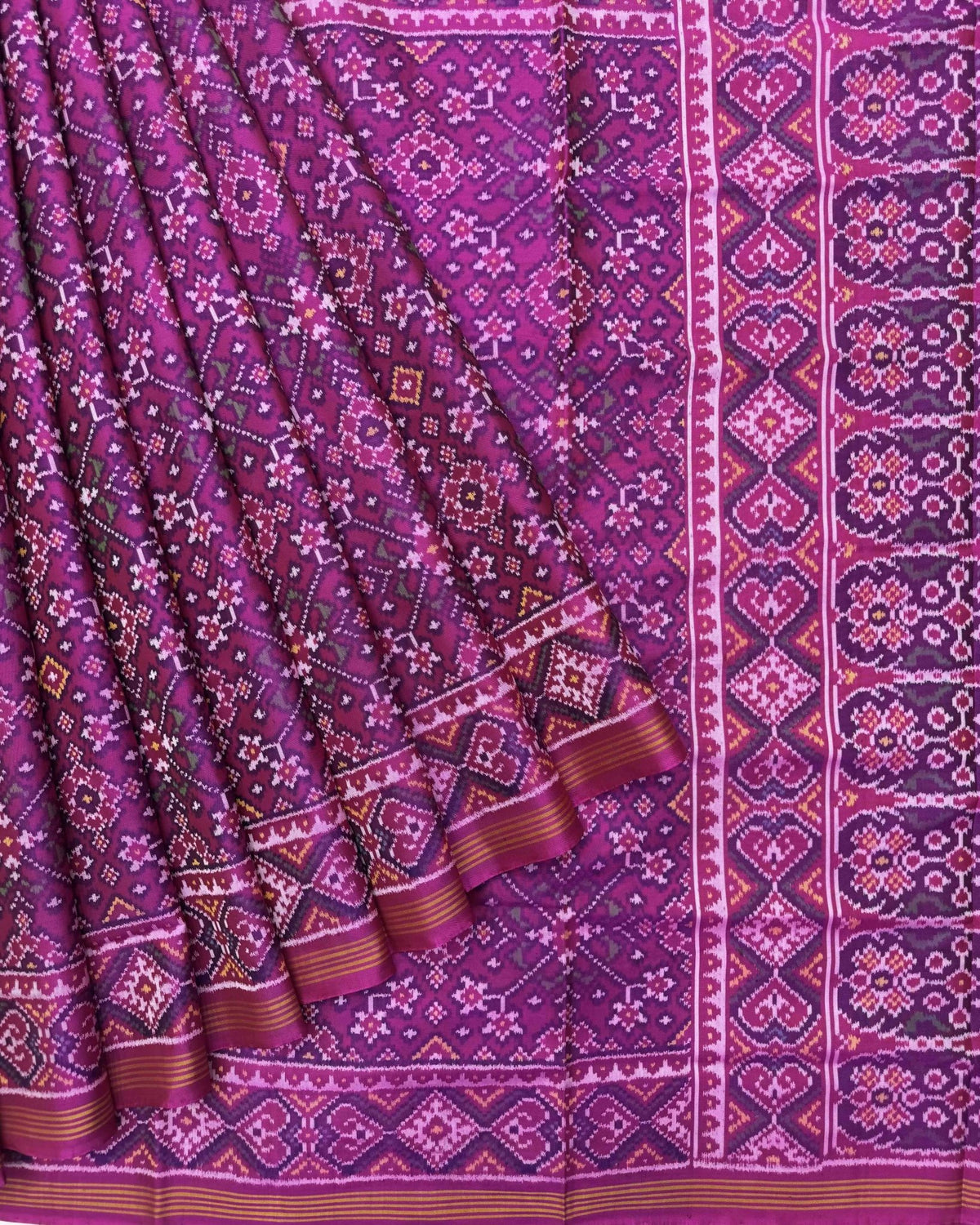 Purplish Pink Navratan Semi Double Ikat Patola Saree - SindhoiPatolaArt