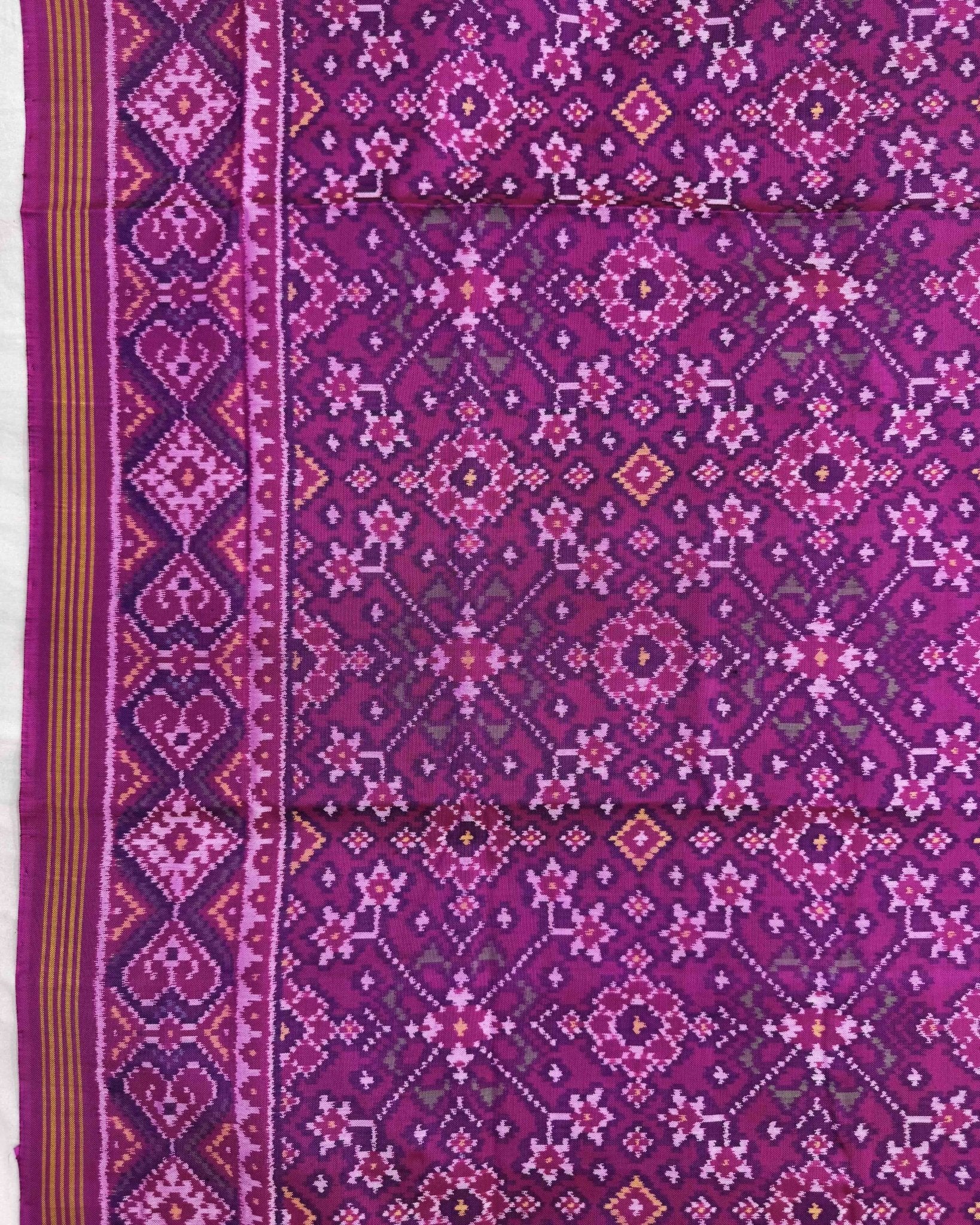 Purplish Pink Navratan Semi Double Ikat Patola Saree - SindhoiPatolaArt