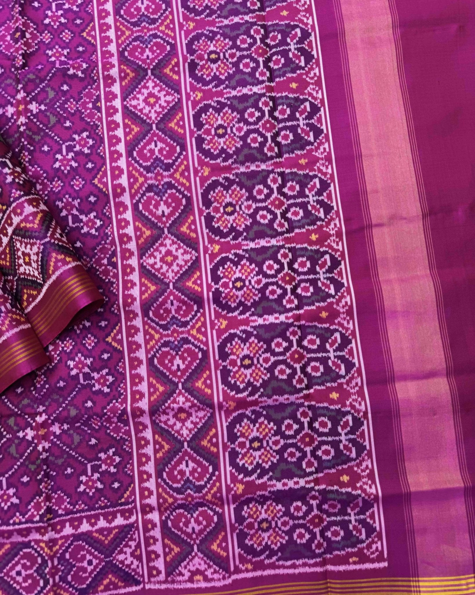 Purplish Pink Navratan Semi Double Ikat Patola Saree - SindhoiPatolaArt