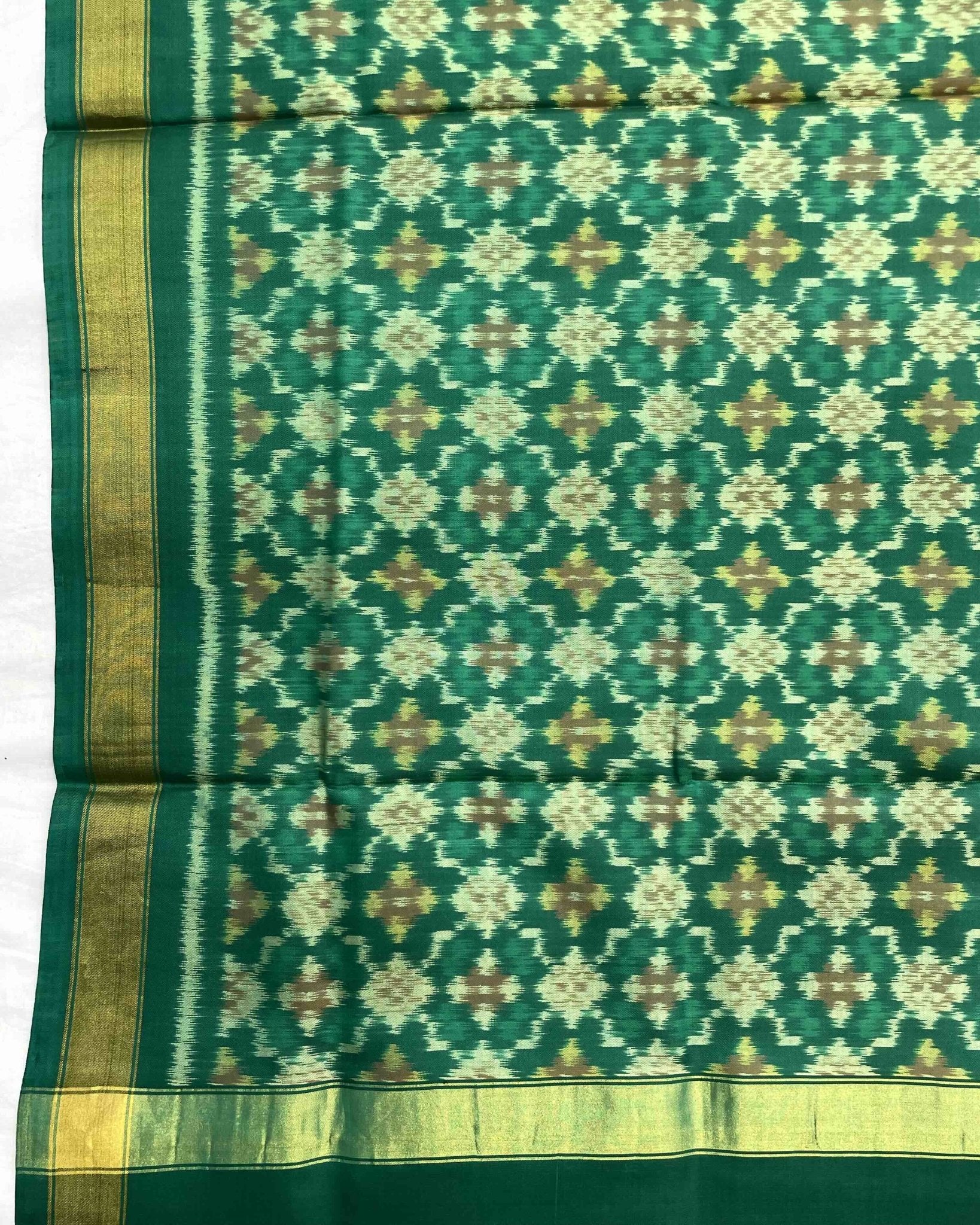 Rama Green Buttonful Design Patola Dupatta - SindhoiPatolaArt