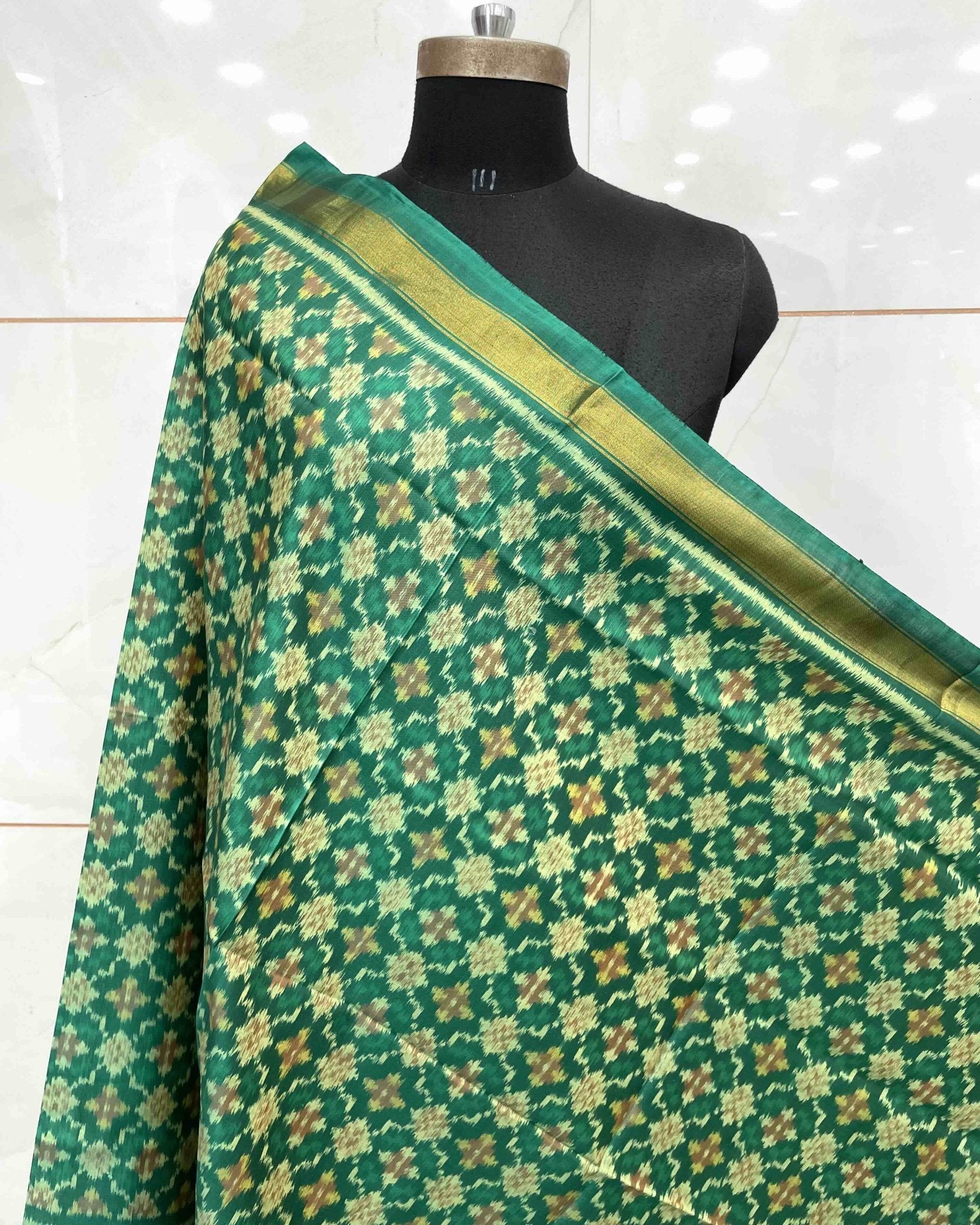 Rama Green Buttonful Design Patola Dupatta - SindhoiPatolaArt