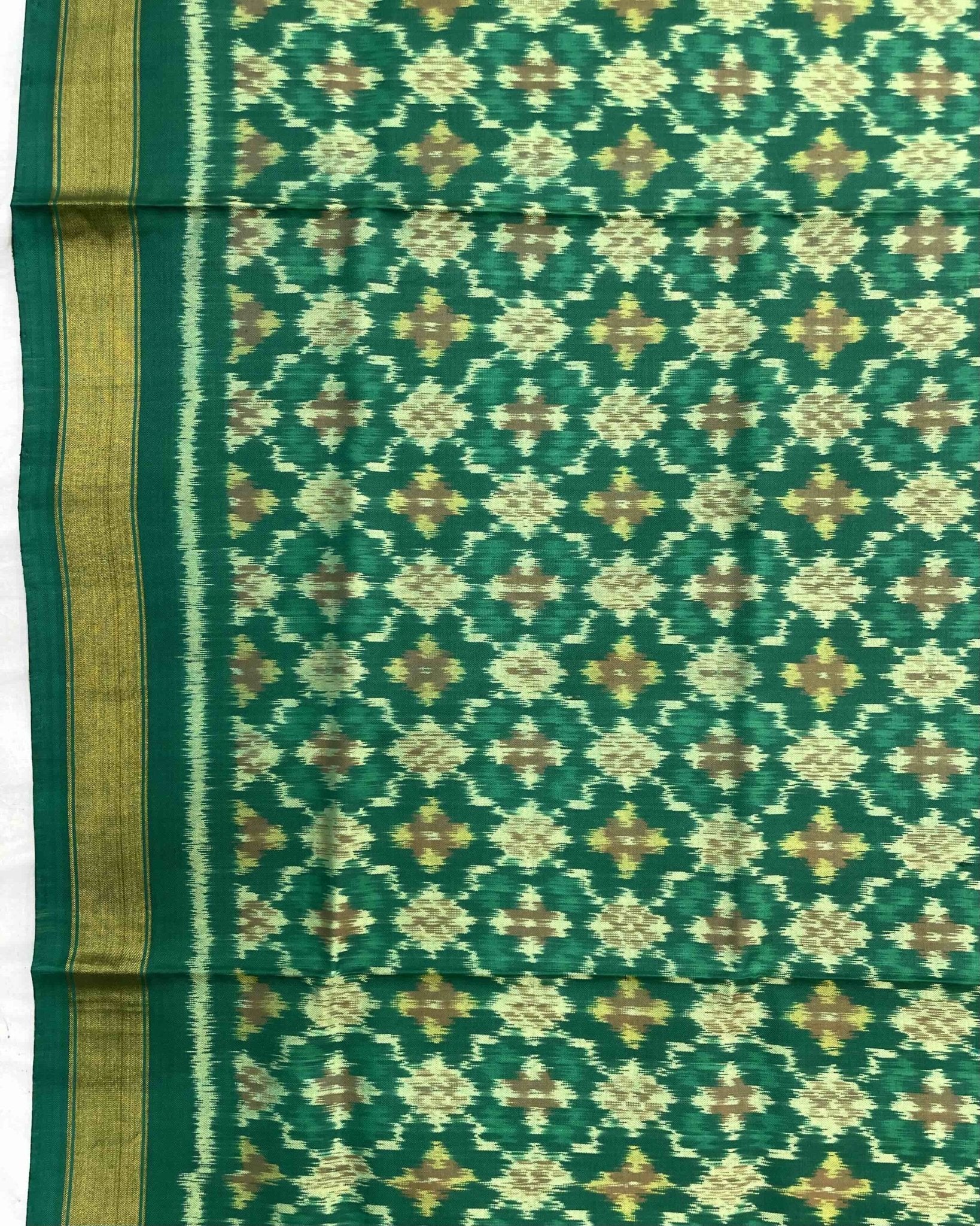 Rama Green Buttonful Design Patola Dupatta - SindhoiPatolaArt