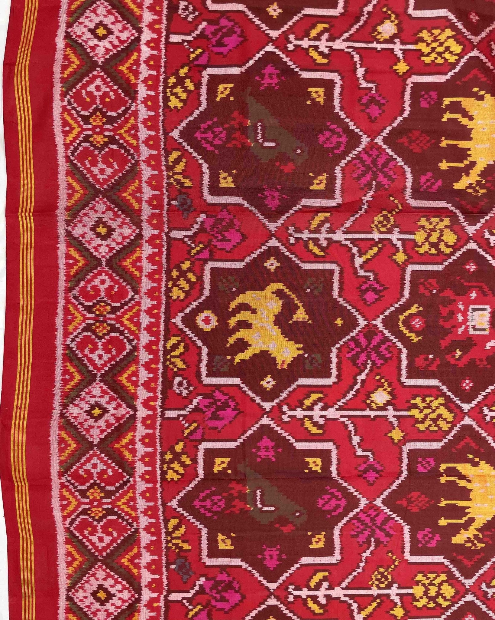 Red Big Figure Star Narikunj Designer Patola Saree - SindhoiPatolaArt