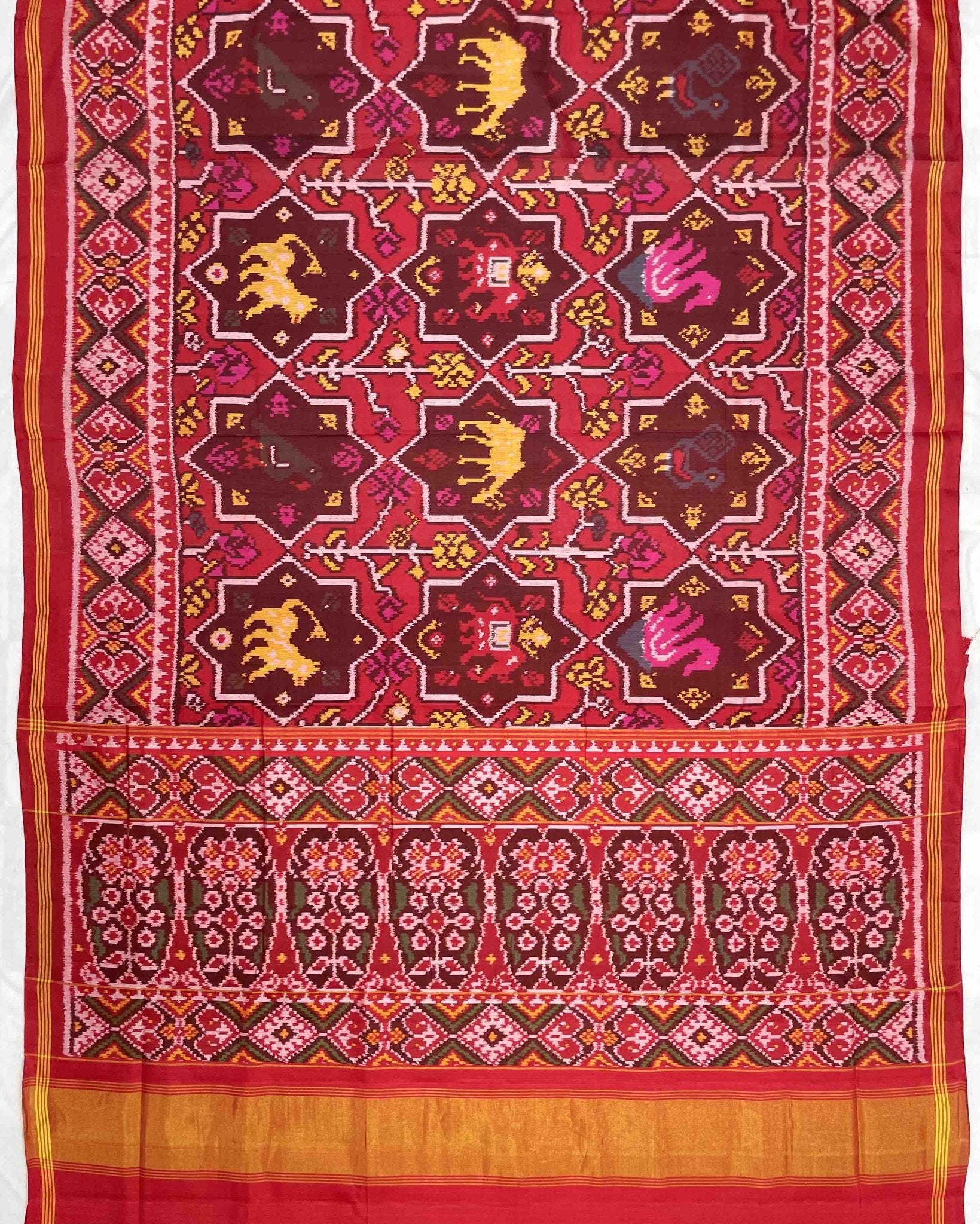 Red Big Figure Star Narikunj Designer Patola Saree - SindhoiPatolaArt