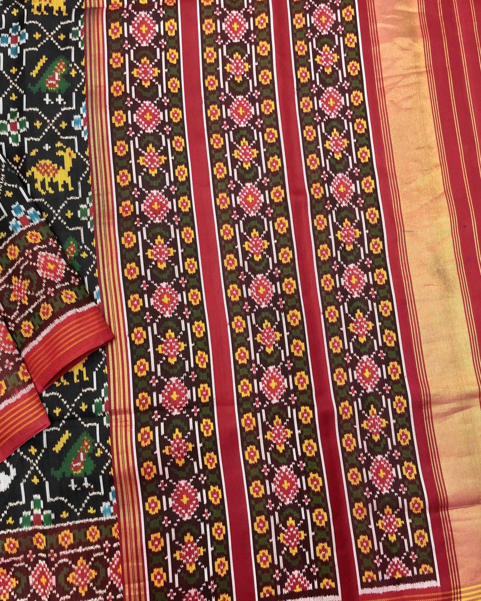 Red & Black Star Narikunj Twill Patola Saree - SindhoiPatolaArt