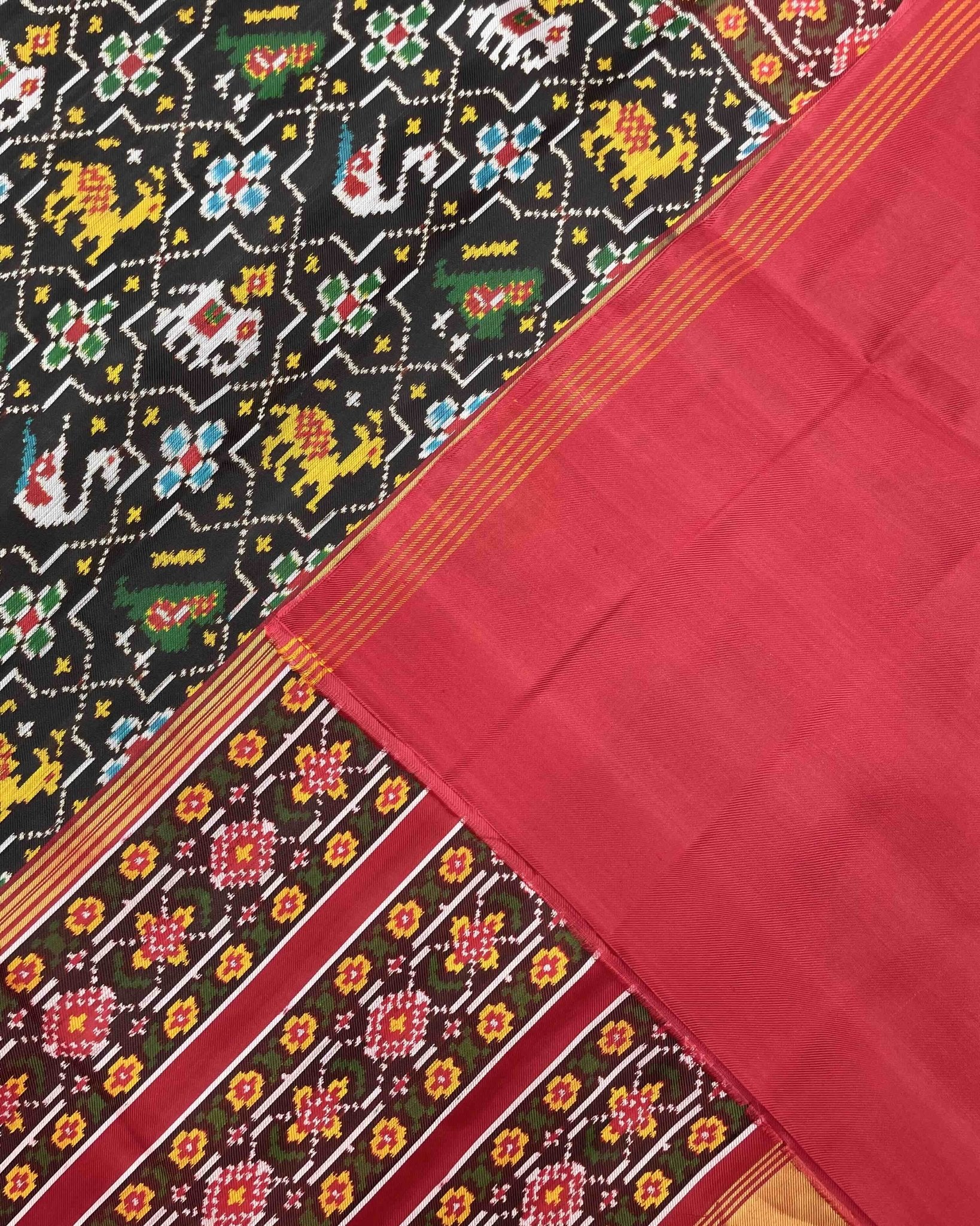 Red & Black Star Narikunj Twill Patola Saree - SindhoiPatolaArt