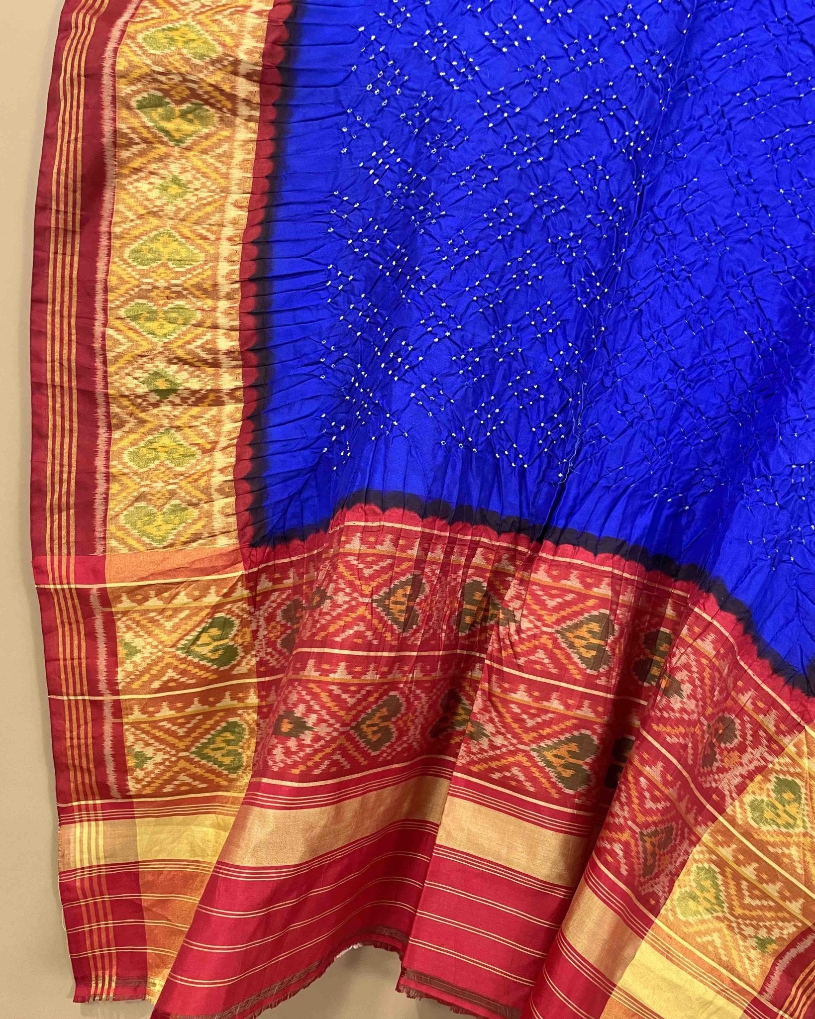 Red & Blue Bandhani Patola Dupatta - SindhoiPatolaArt