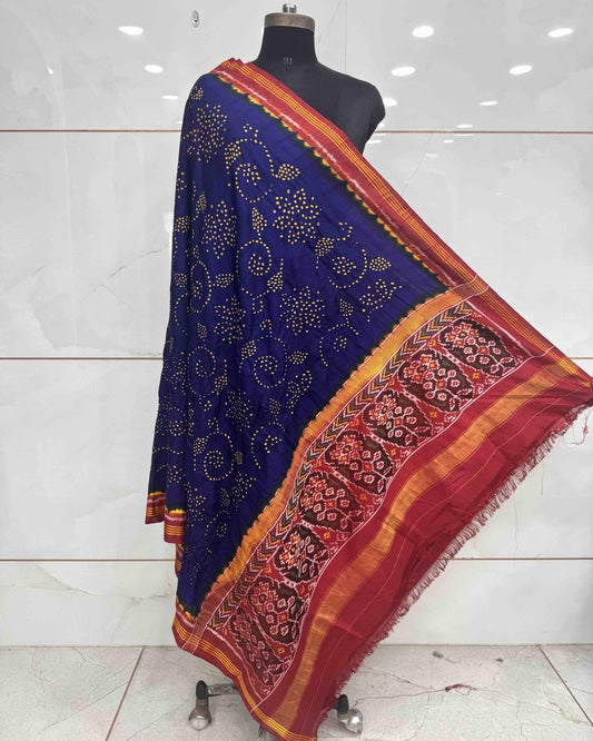 Red & Blue Bandhani Patola Dupatta - SindhoiPatolaArt