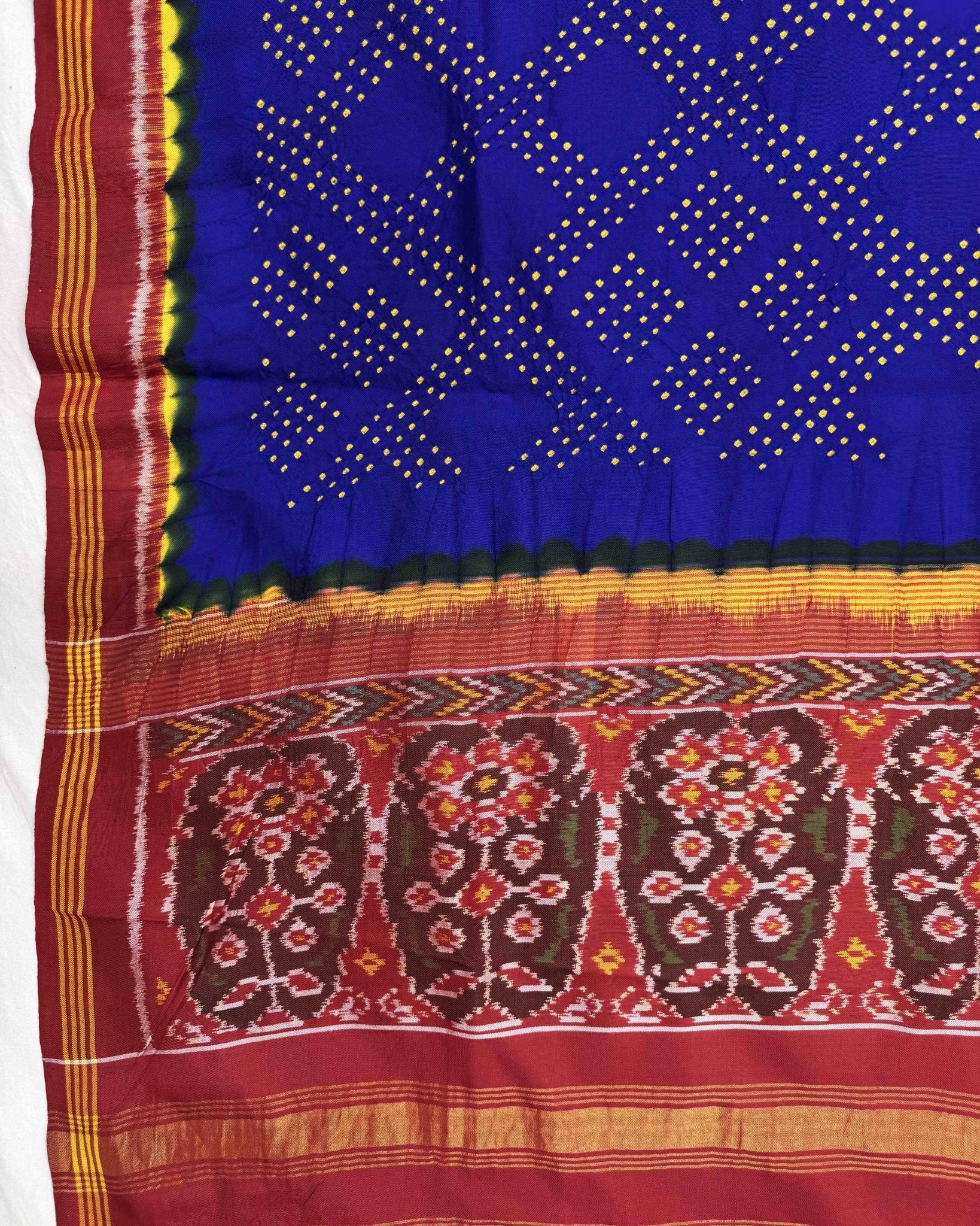 Red & Blue Bandhani Patola Dupatta - SindhoiPatolaArt