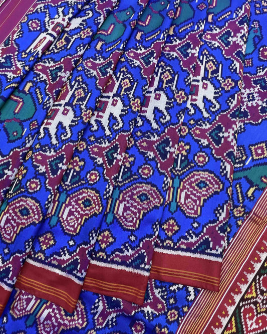 Red & Blue Big Figure Chhabdi Narikunj Twill Patola Saree - SindhoiPatolaArt