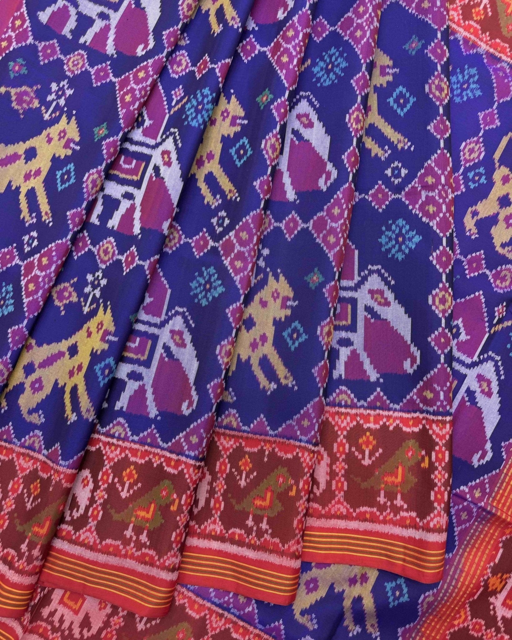 Red & Blue Big Figure Haathi Vaag Semi Double Ikat Patola Saree - SindhoiPatolaArt