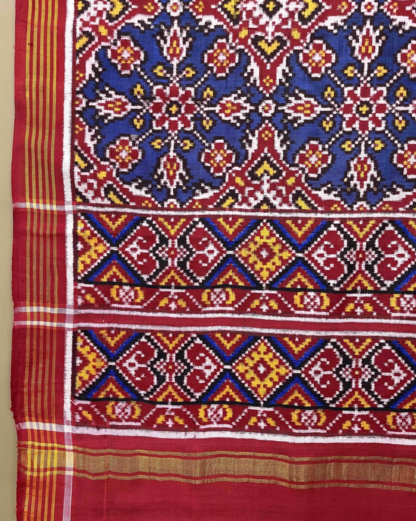 Red & Blue Chhabdi Designer Patoa Dupatta - SindhoiPatolaArt