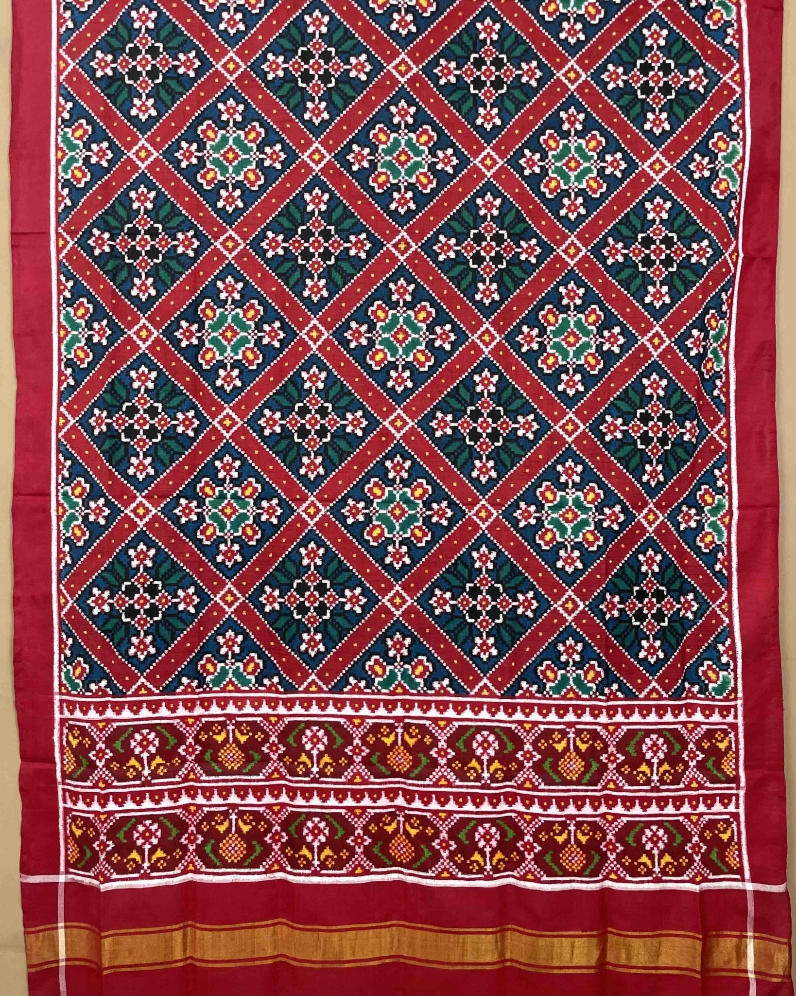 Red & blue Fancy Flower Designer Patola Dupatta - SindhoiPatolaArt