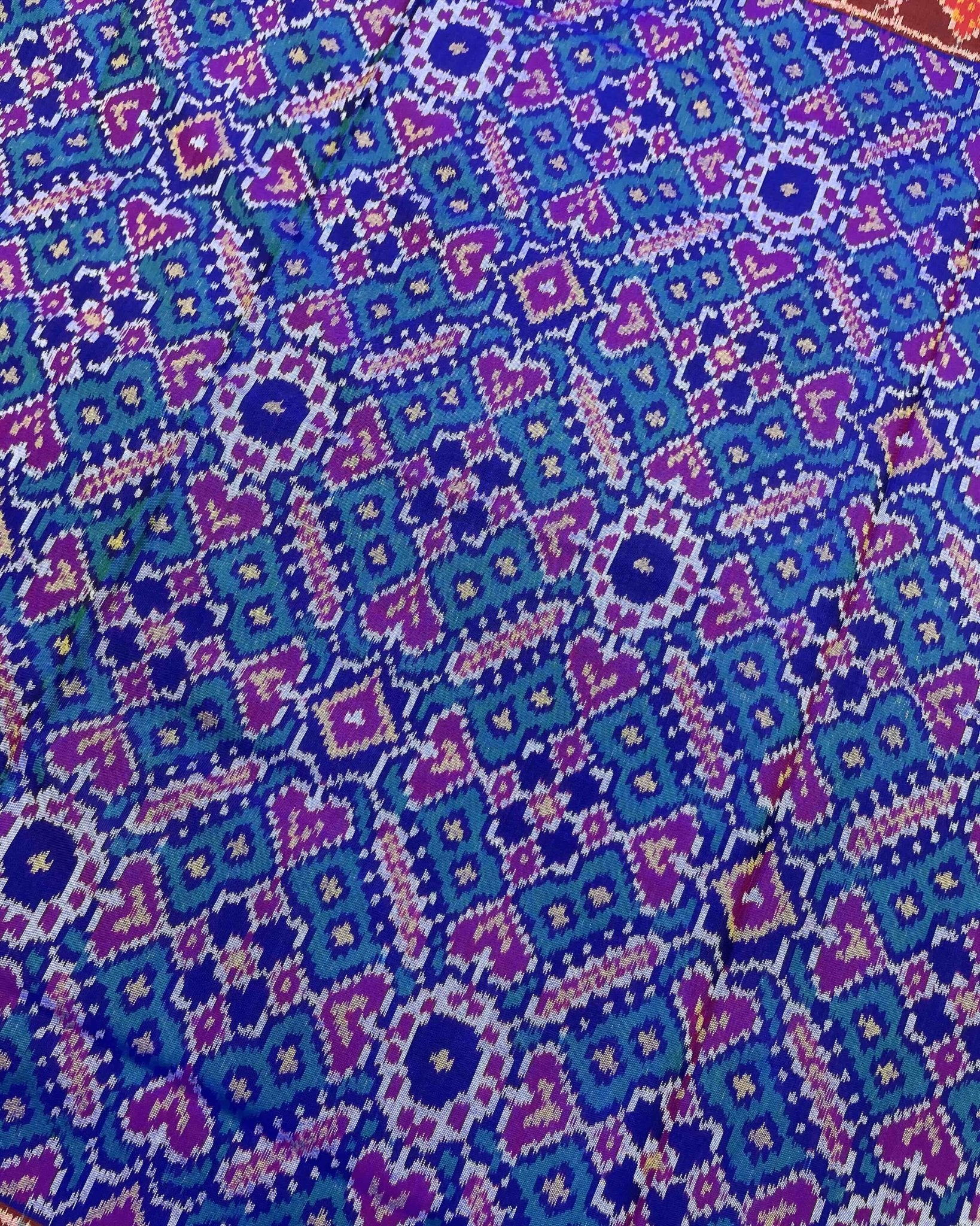 Red & Blue Manekchowk Designer Patola Saree - SindhoiPatolaArt