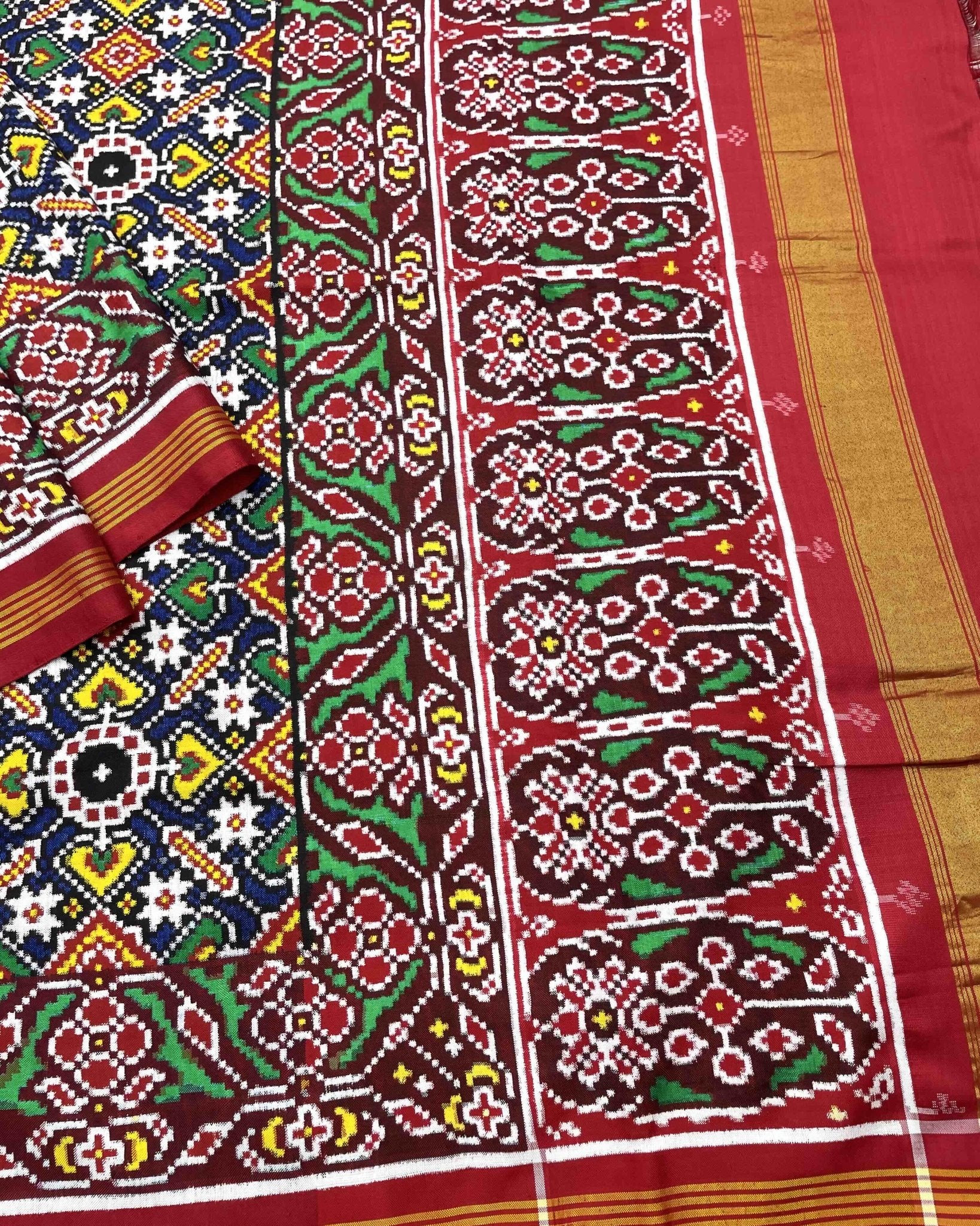 Red & Blue Manekchowk Double Ikat Patola Saree - SindhoiPatolaArt