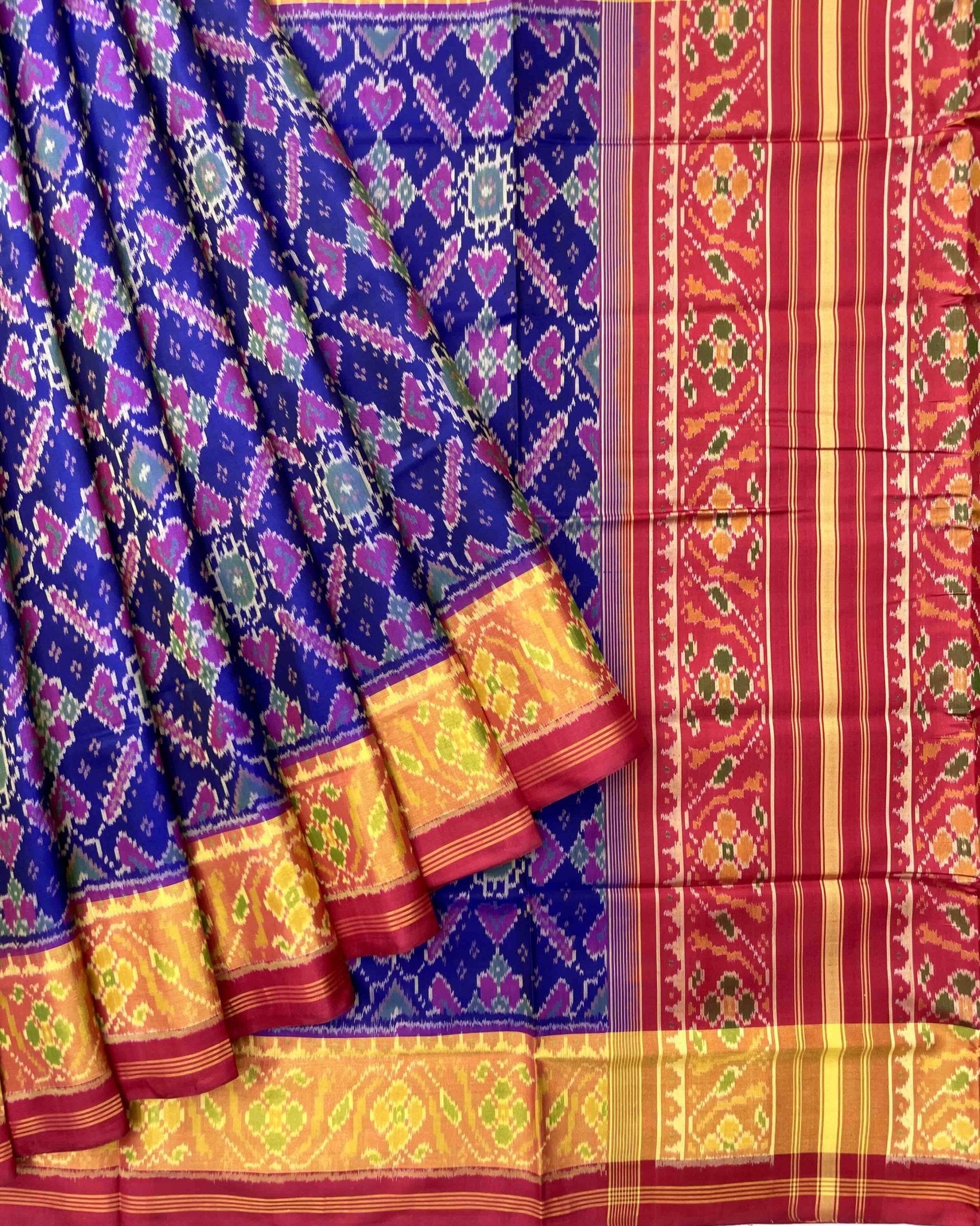 Red & Blue Manekchowk Patola Saree - SindhoiPatolaArt
