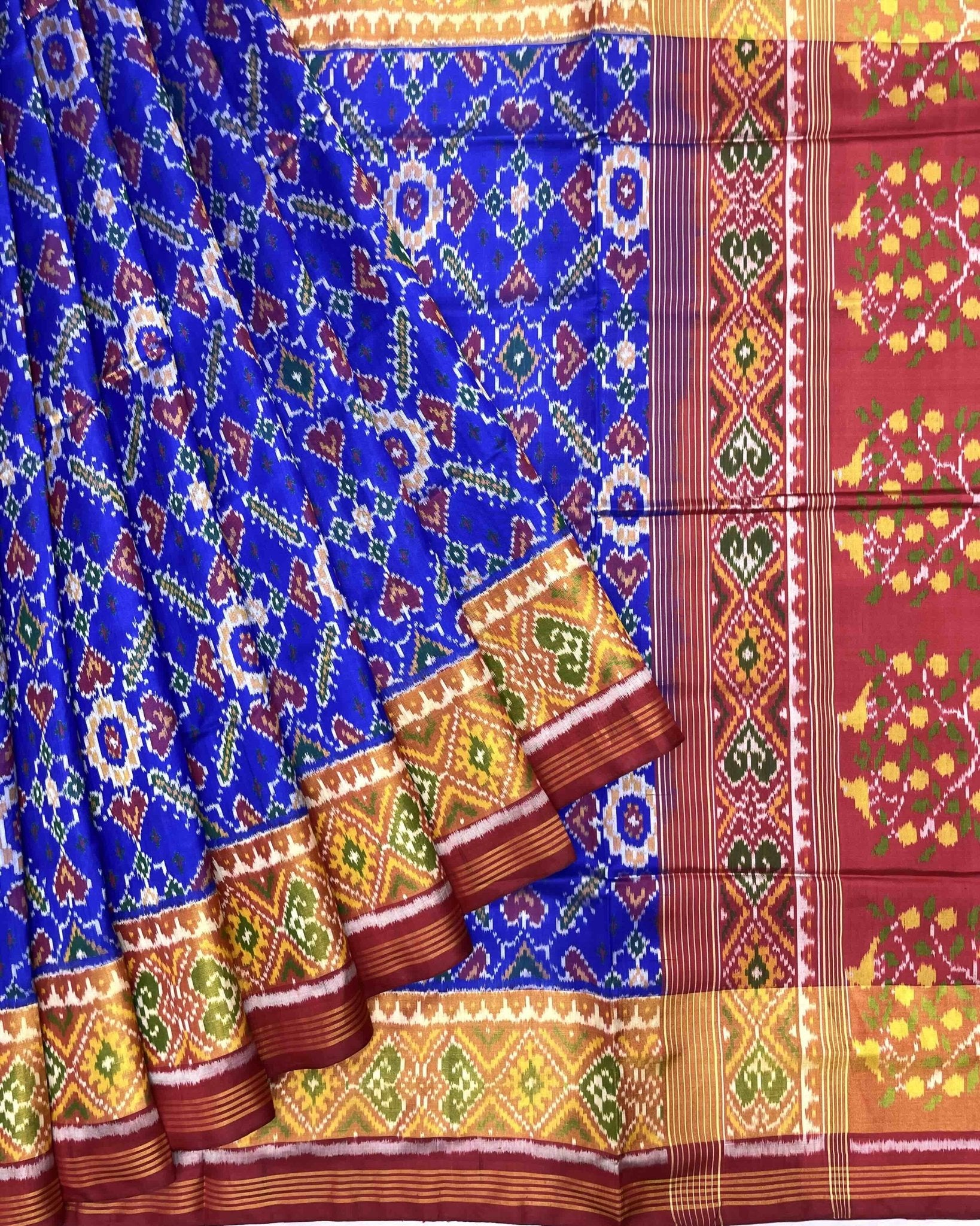 Red & Blue Manekchowk Patola Saree - SindhoiPatolaArt
