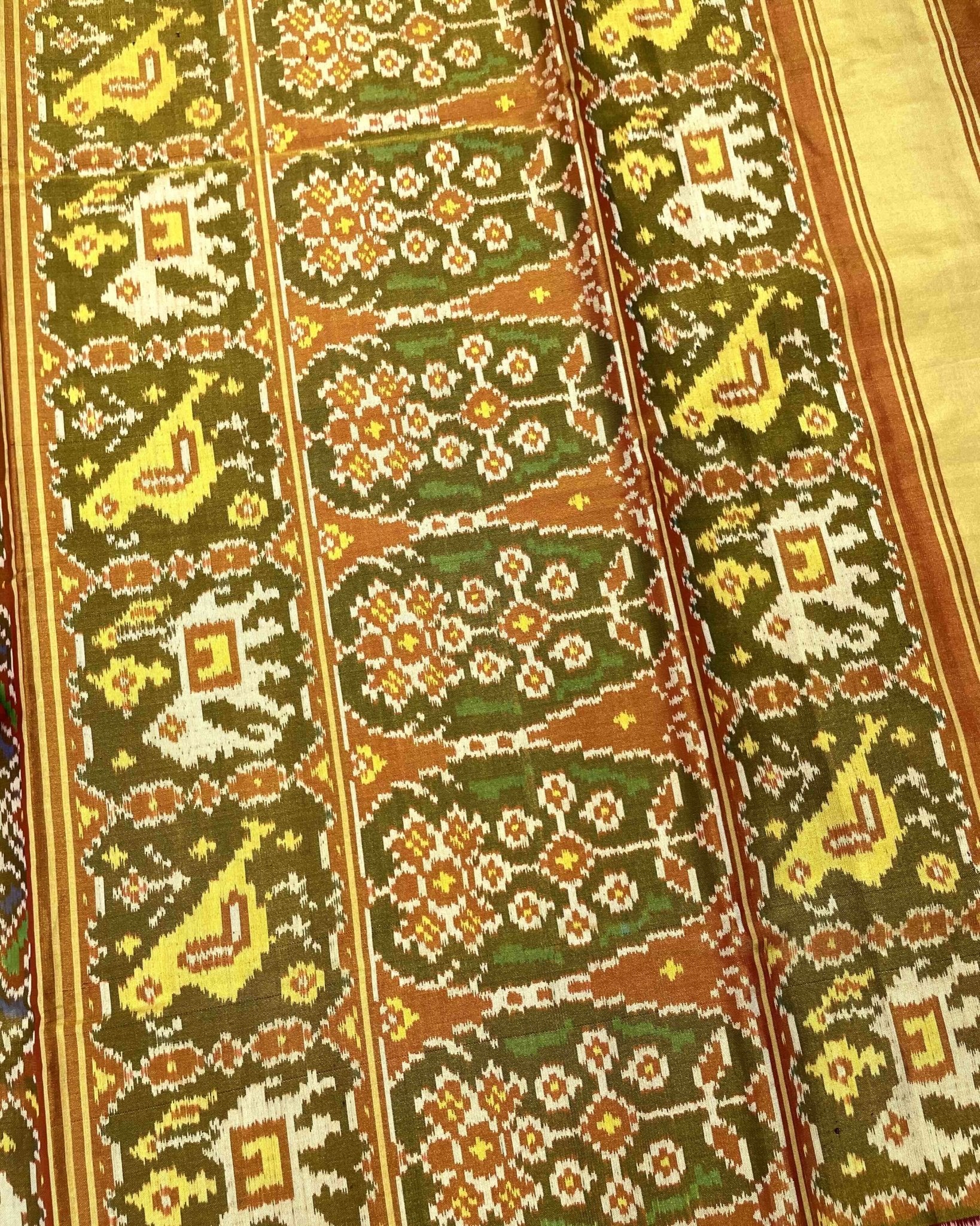 Red & Blue Manekchowk Tissue Patola Saree - SindhoiPatolaArt