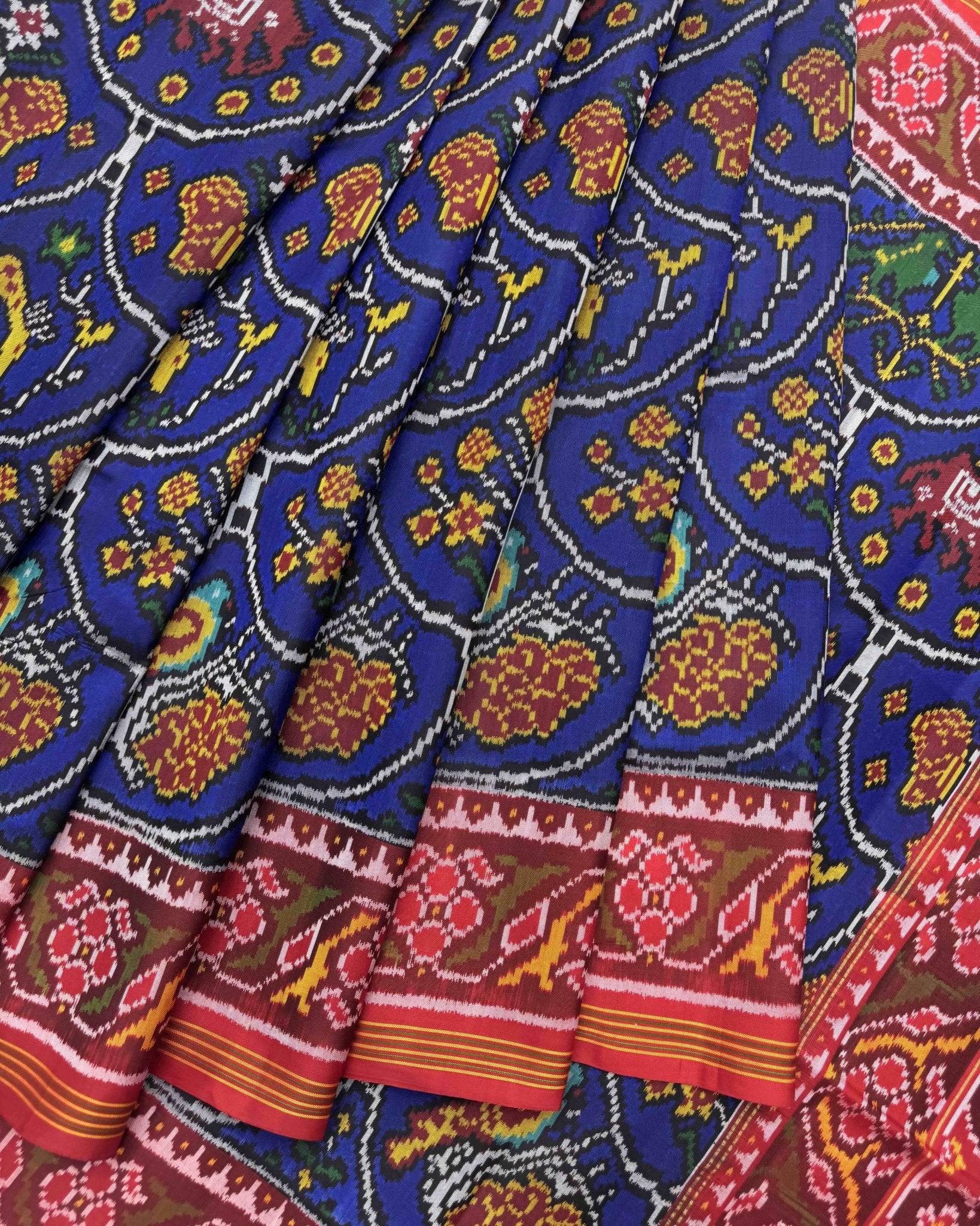Red & Blue Narikunj Semi Double Ikat Patola Saree - SindhoiPatolaArt