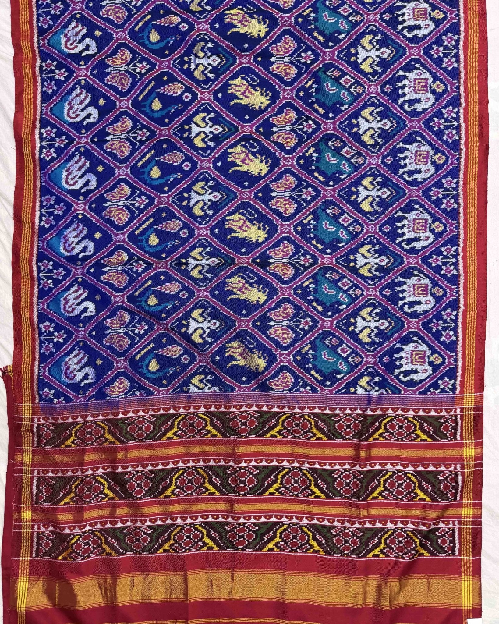 Red & Blue Narikunj Twill Patola Saree - SindhoiPatolaArt