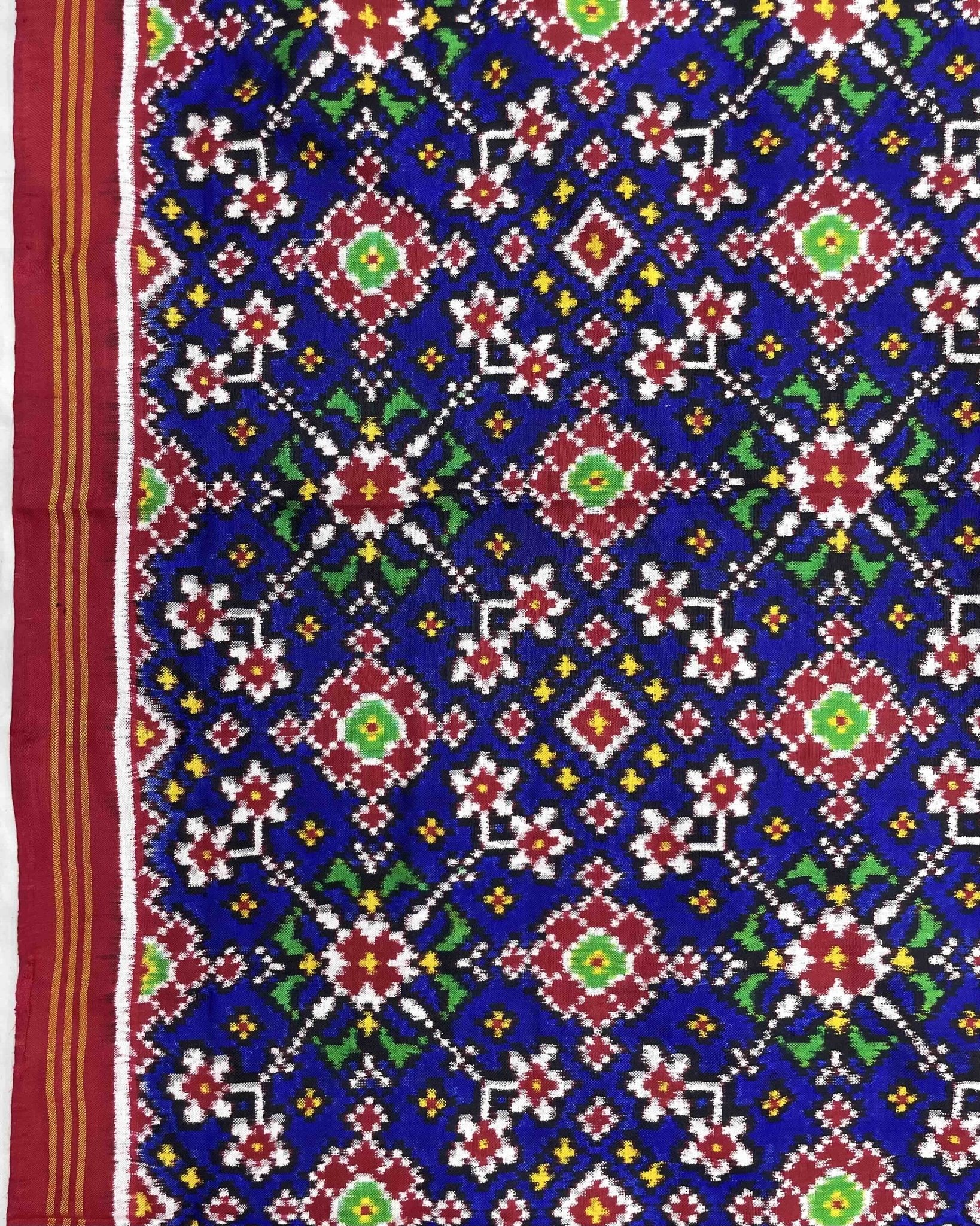 Red & Blue Navratan Patola Dupatta - SindhoiPatolaArt