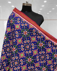Red & Blue Navratan Patola Dupatta - SindhoiPatolaArt