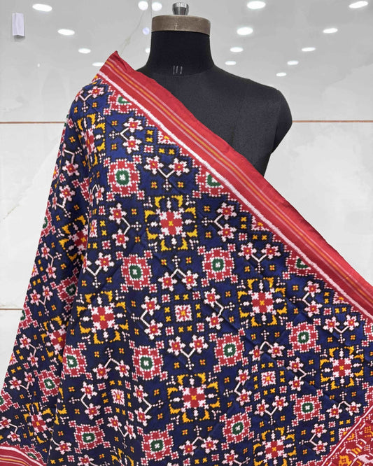 Red & Blue Navratan Patola Dupatta - SindhoiPatolaArt