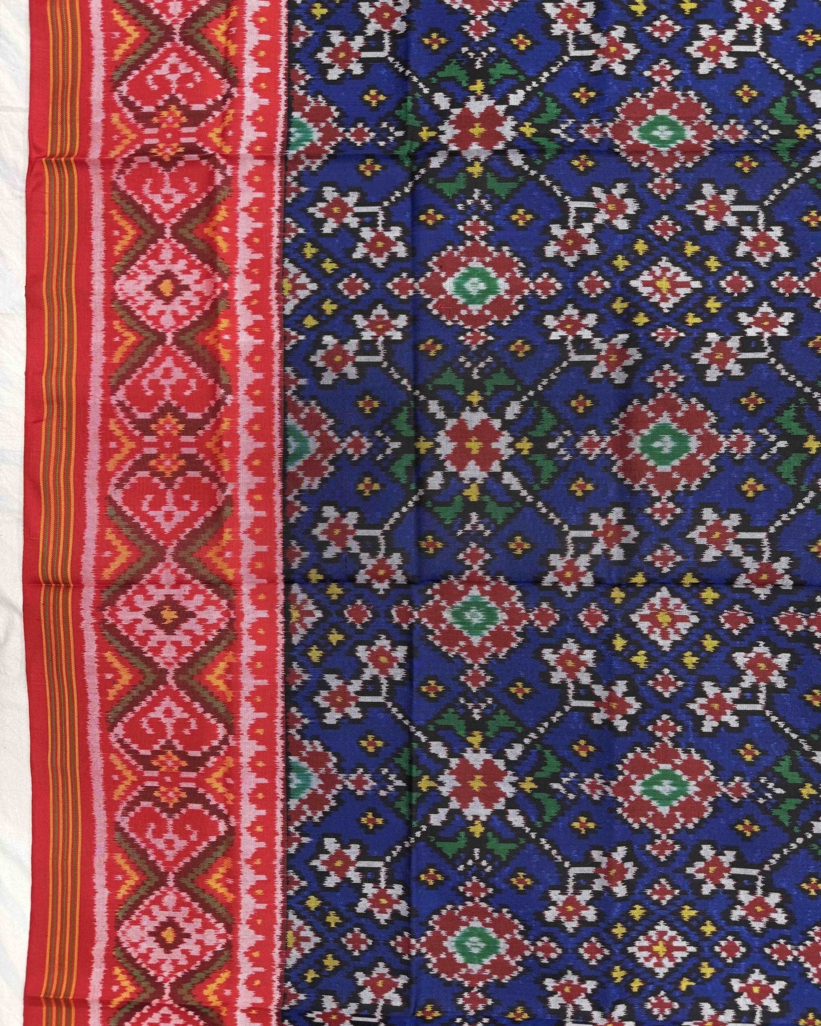 Red & Blue Navratan Patola Dupatta - SindhoiPatolaArt
